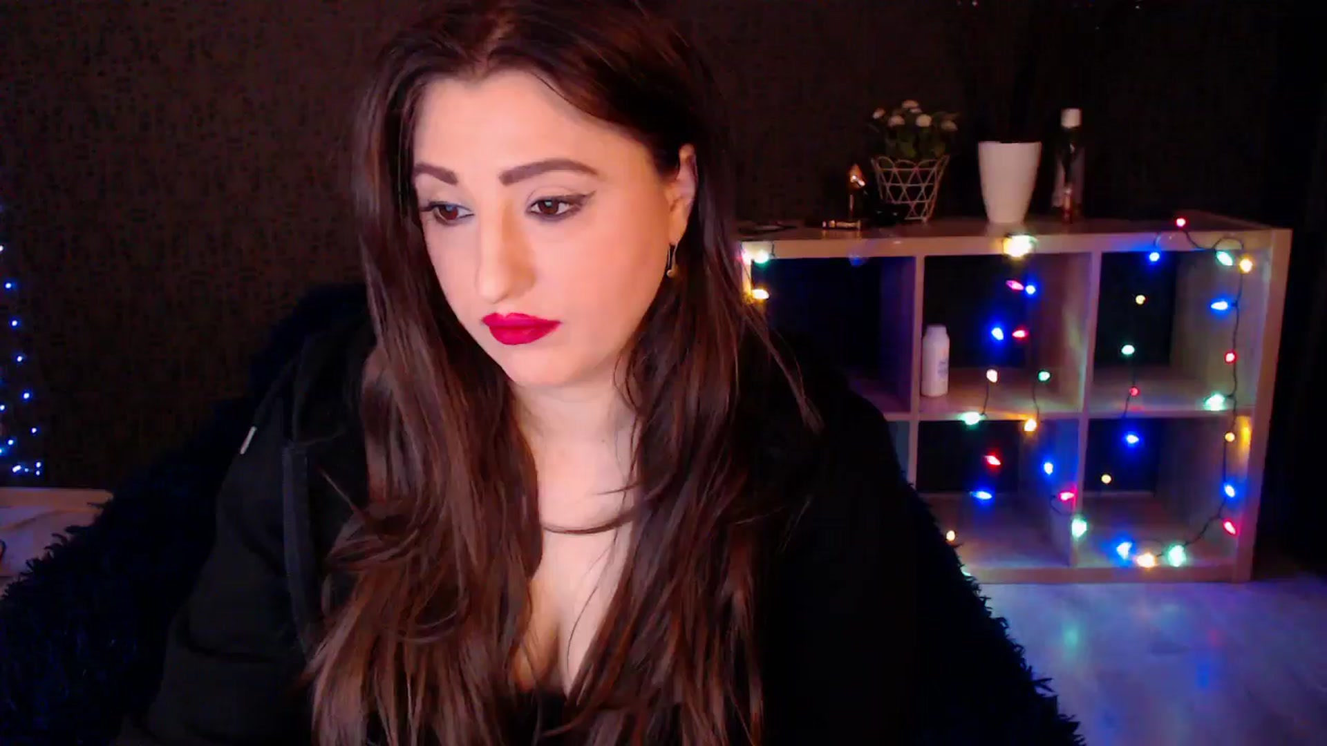 Gallery image thumbnail from HotRebbecca's myfreecams stream on, 01/06/2025, 03:34 image 14 of 20