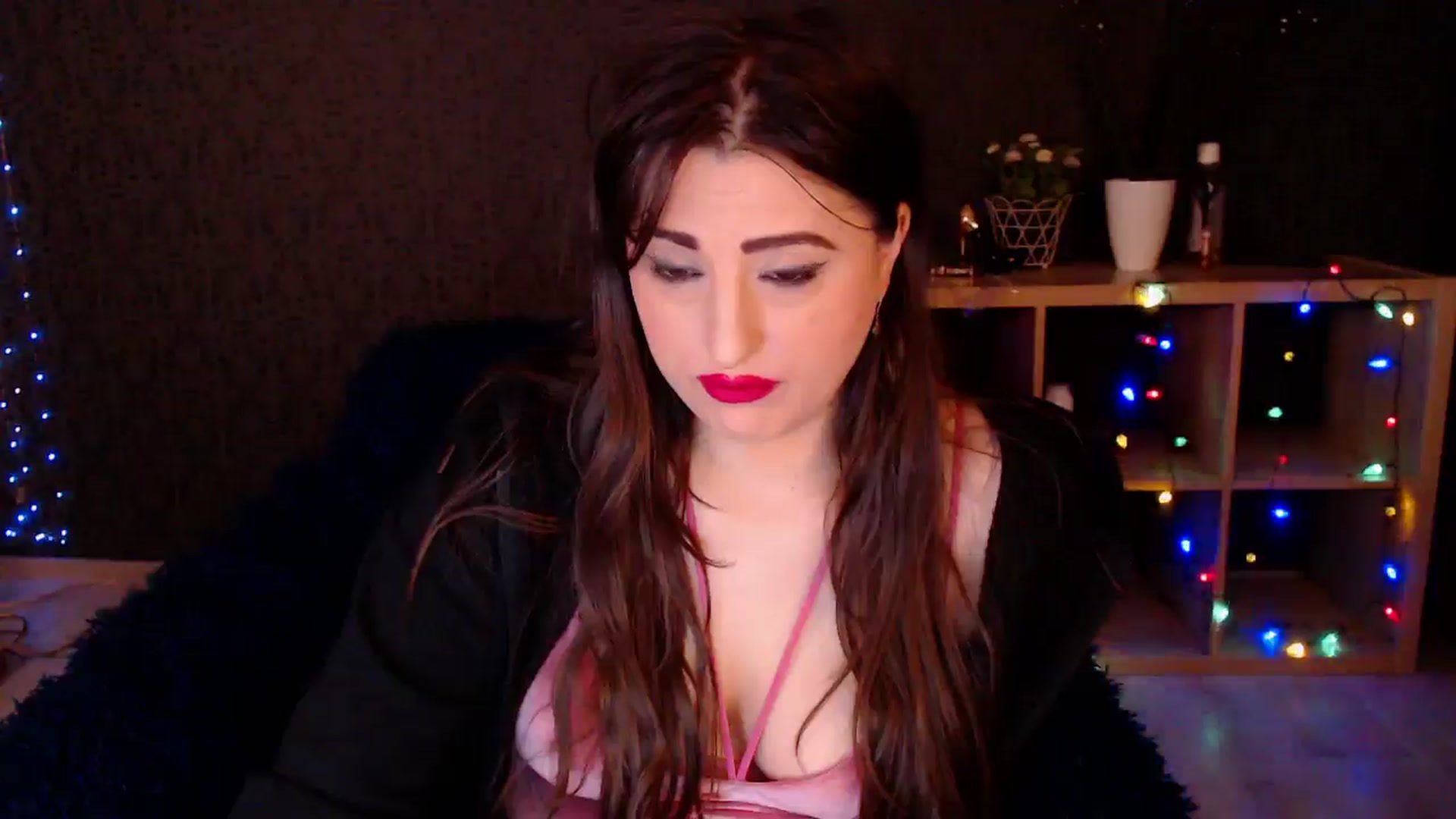 Gallery image thumbnail from HotRebbecca's myfreecams stream on, 01/07/2025, 03:37 image 14 of 20
