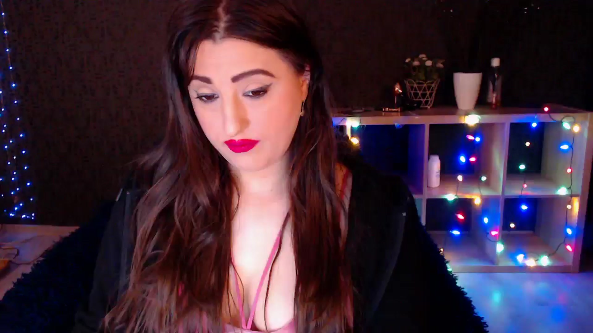 Gallery image thumbnail from HotRebbecca's myfreecams stream on, 01/07/2025, 03:37 image 9 of 20