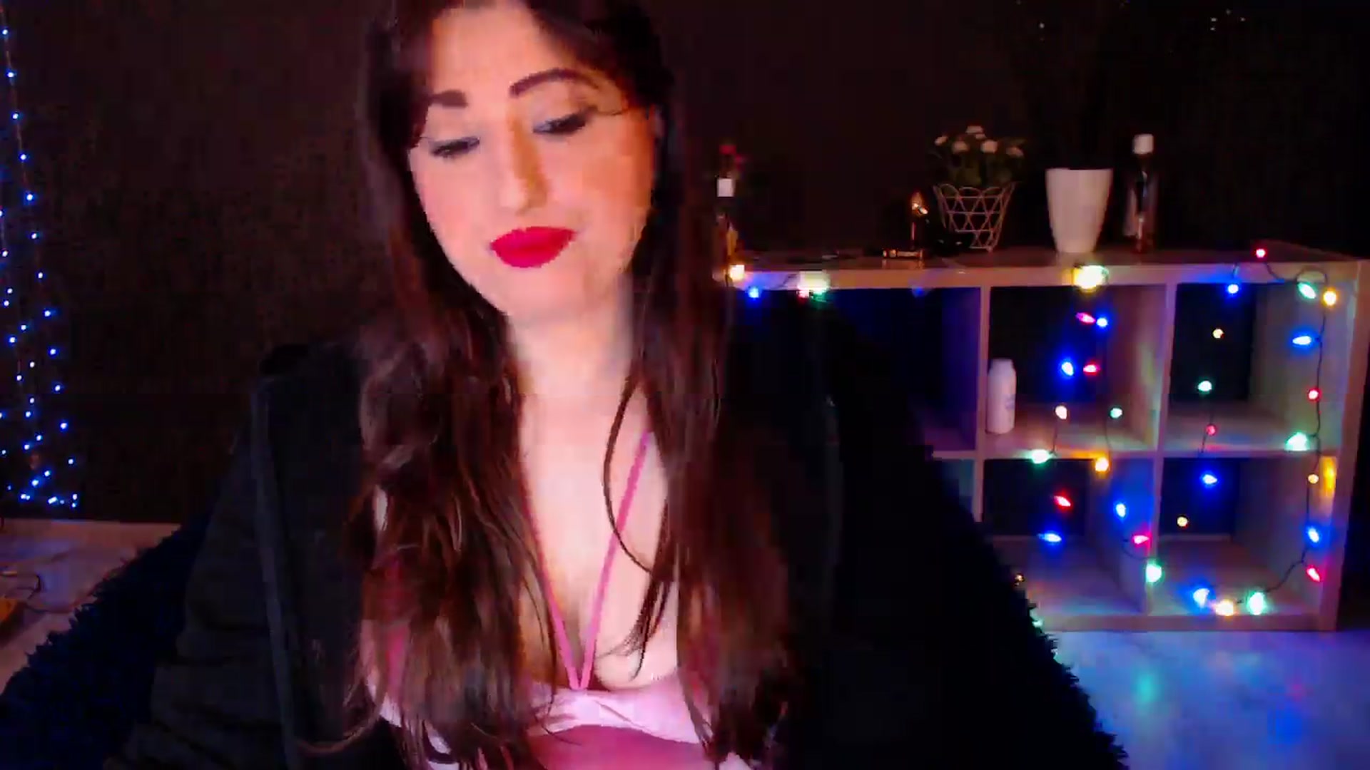 Gallery image thumbnail from HotRebbecca's myfreecams stream on, 01/07/2025, 03:37 image 6 of 20