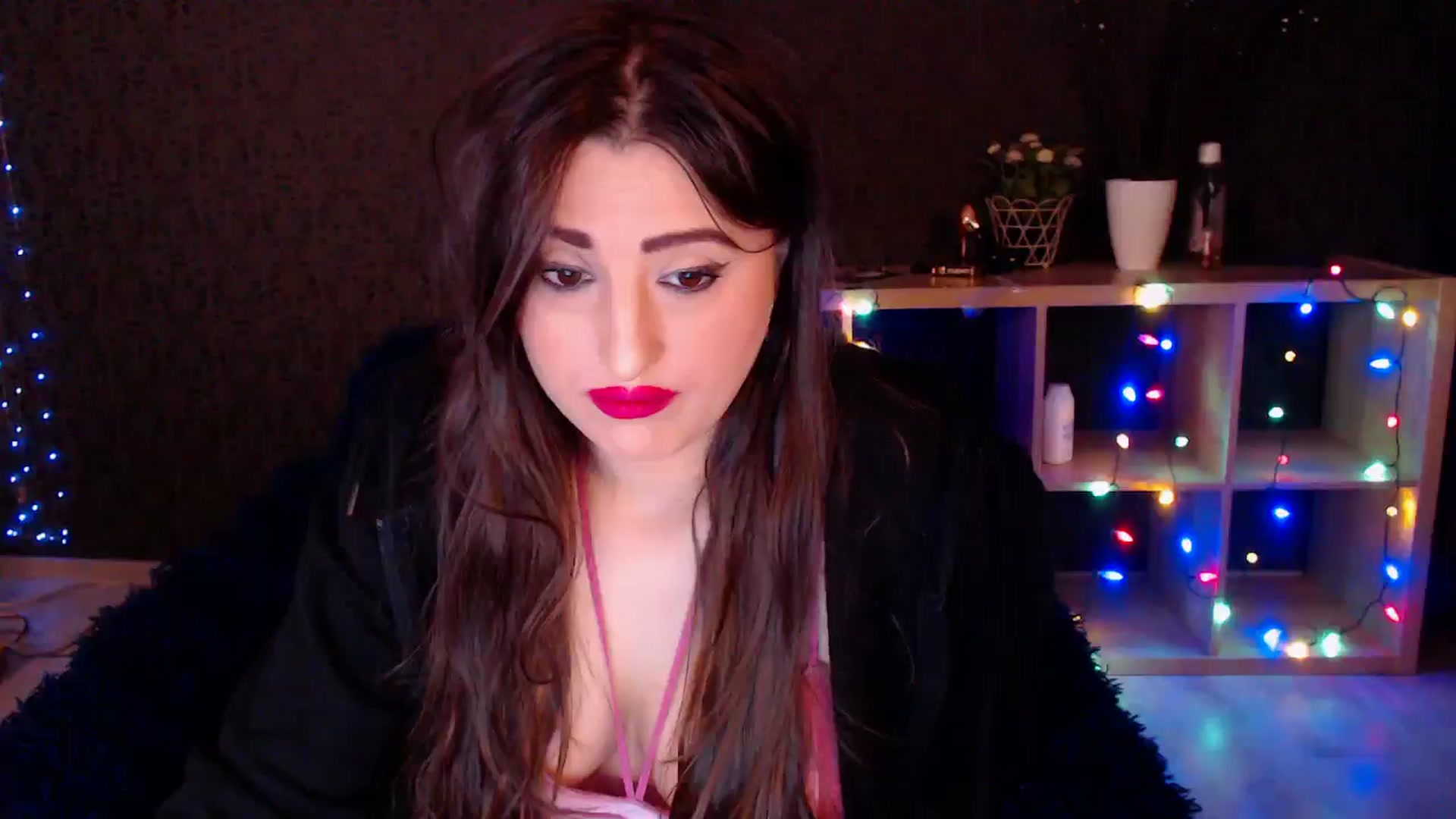 Gallery image thumbnail from HotRebbecca's myfreecams stream on, 01/07/2025, 03:37 image 18 of 20
