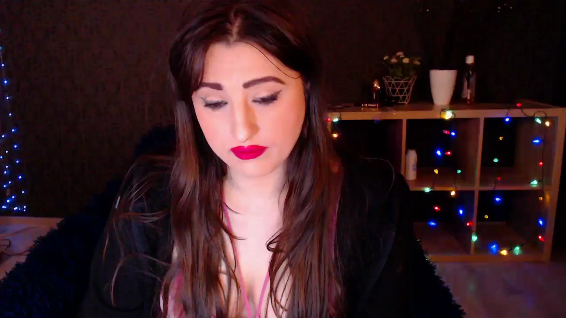 Gallery image thumbnail from HotRebbecca's myfreecams stream on, 01/07/2025, 03:37 image 13 of 20
