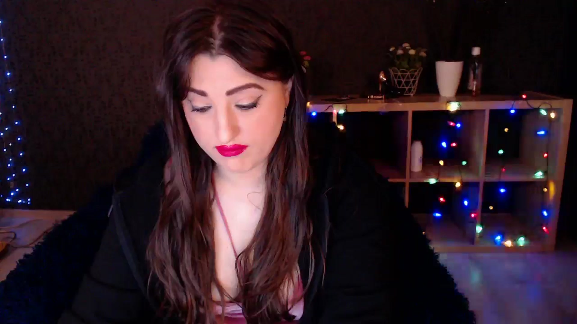 Gallery image thumbnail from HotRebbecca's myfreecams stream on, 01/07/2025, 03:37 image 2 of 20