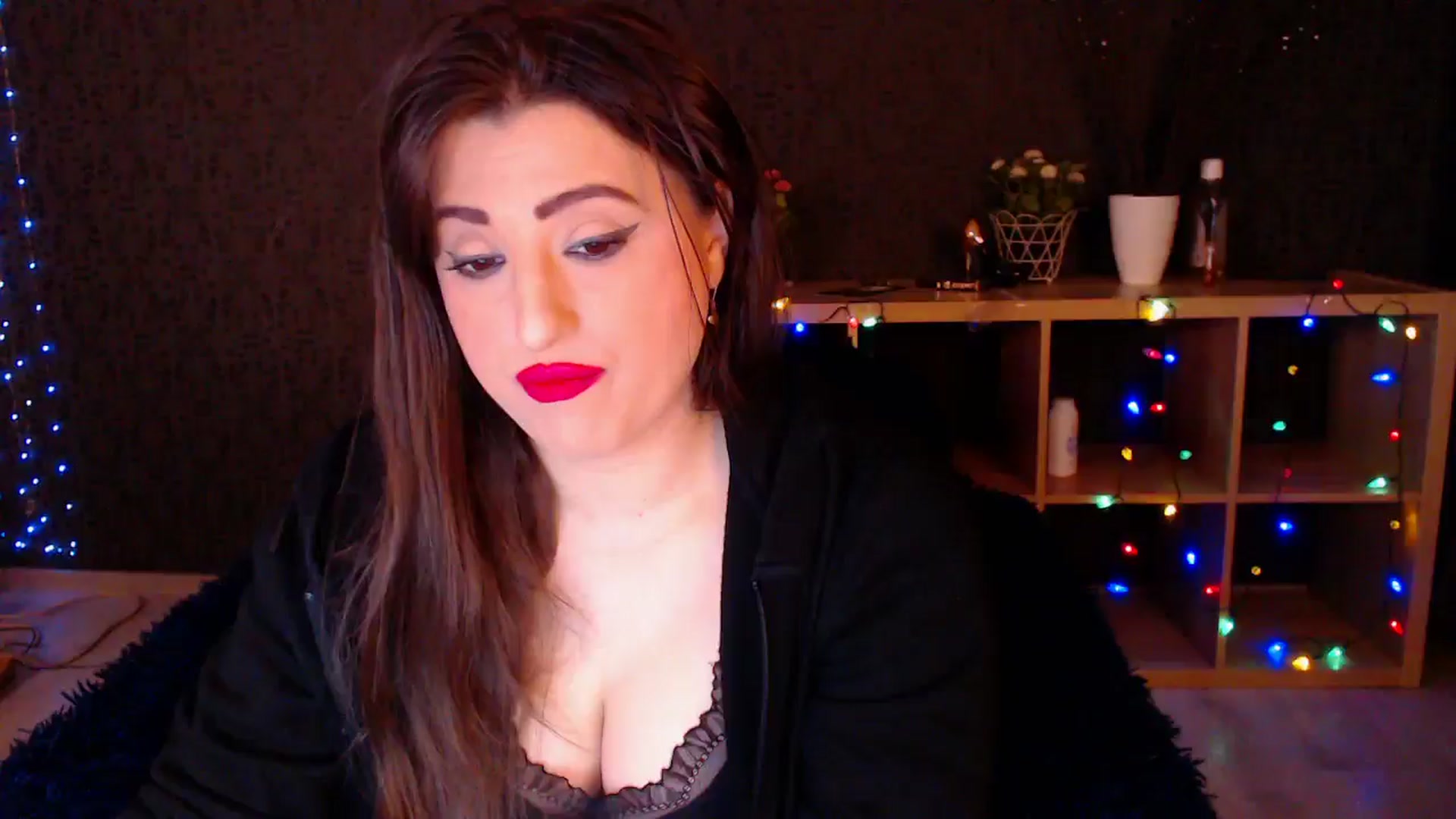 Gallery image thumbnail from HotRebbecca's myfreecams stream on, 01/08/2025, 01:06 image 9 of 20
