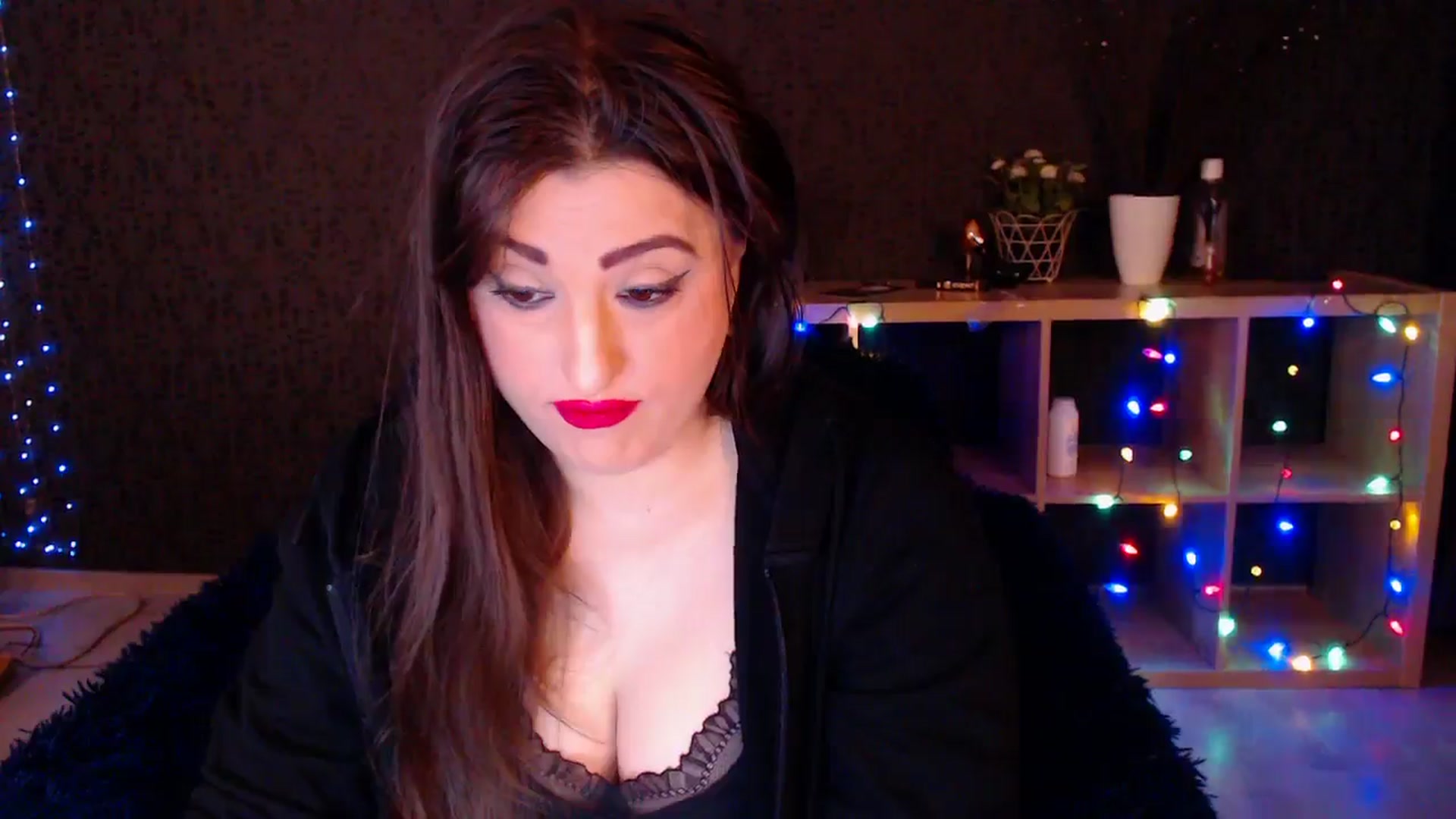 Gallery image thumbnail from HotRebbecca's myfreecams stream on, 01/08/2025, 01:06 image 14 of 20