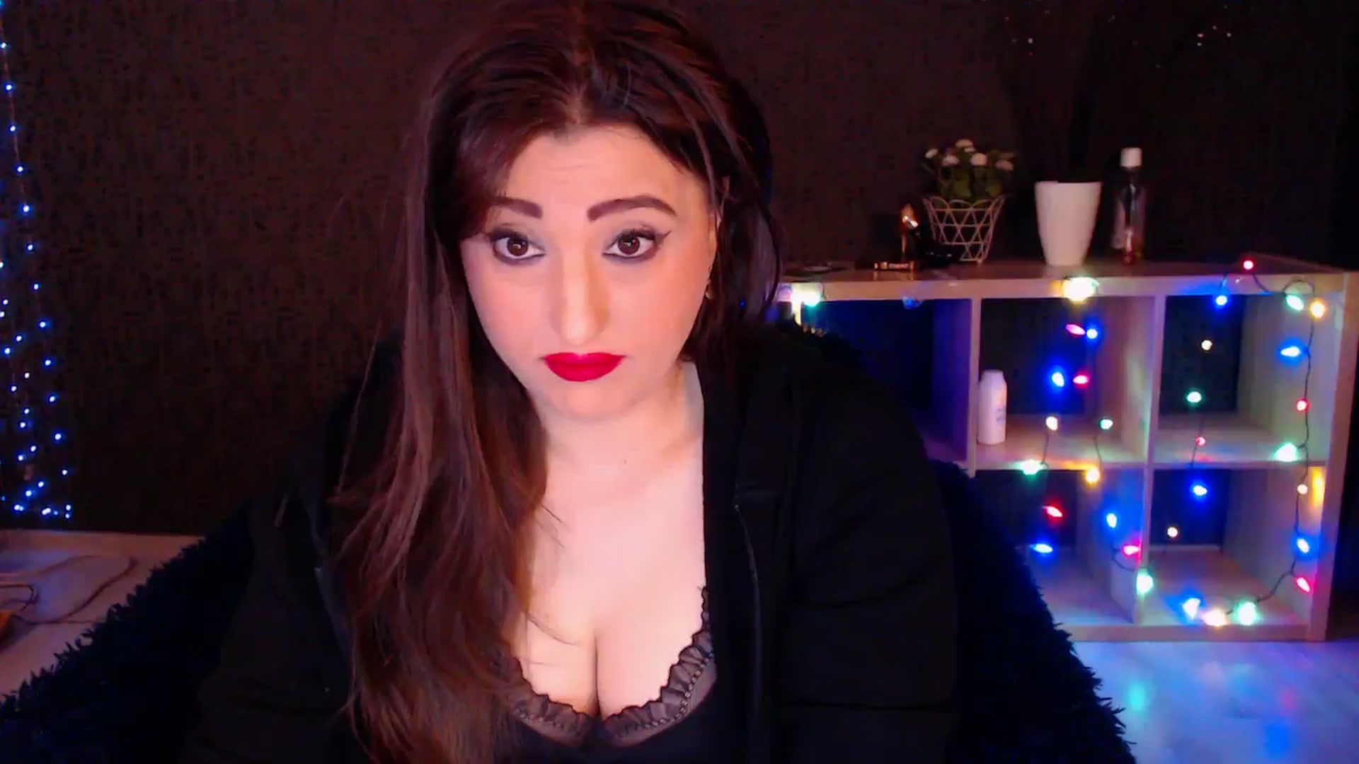 Gallery image thumbnail from HotRebbecca's myfreecams stream on, 01/08/2025, 01:06 image 8 of 20