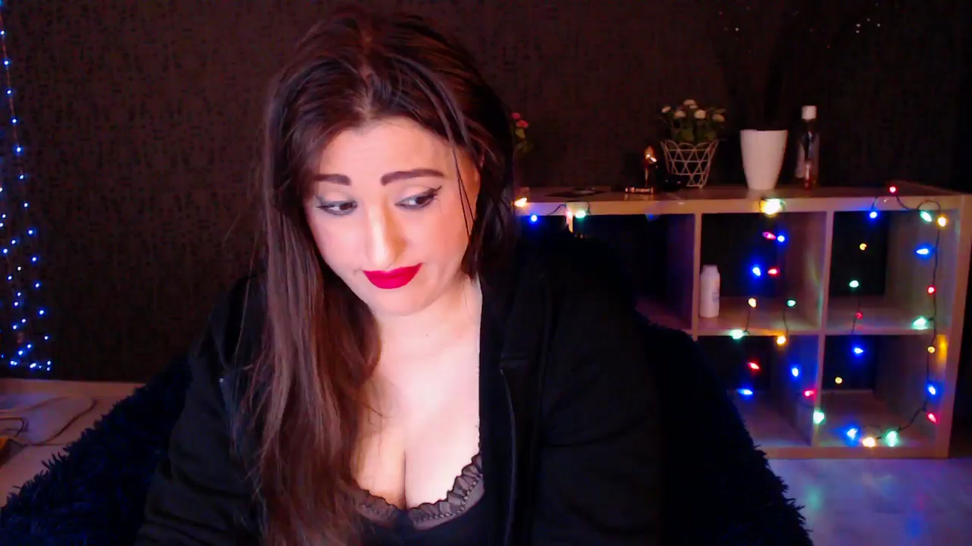 Gallery image thumbnail from HotRebbecca's myfreecams stream on, 01/08/2025, 01:06 image 16 of 20