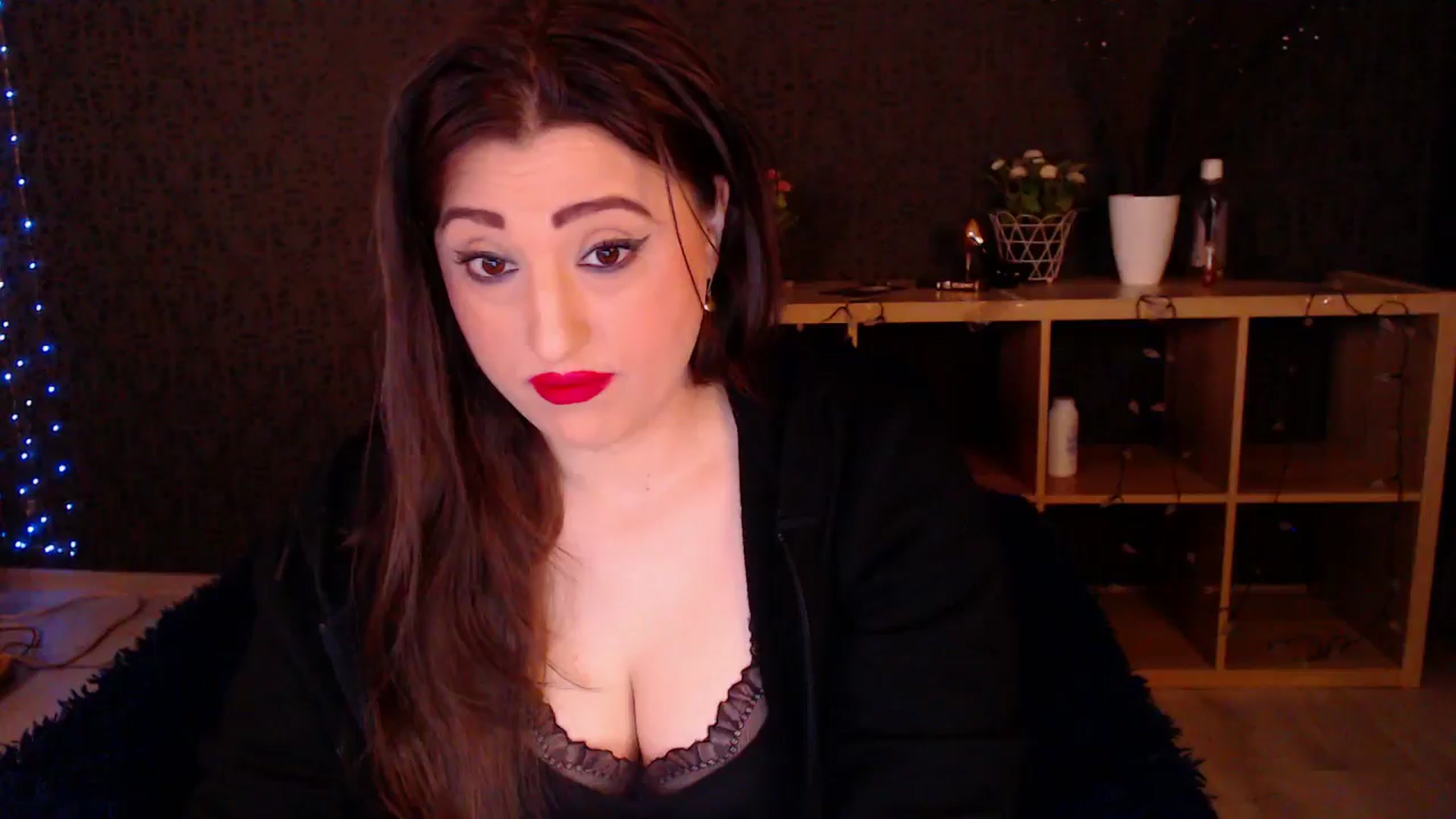 Gallery image thumbnail from HotRebbecca's myfreecams stream on, 01/08/2025, 01:06 image 7 of 20