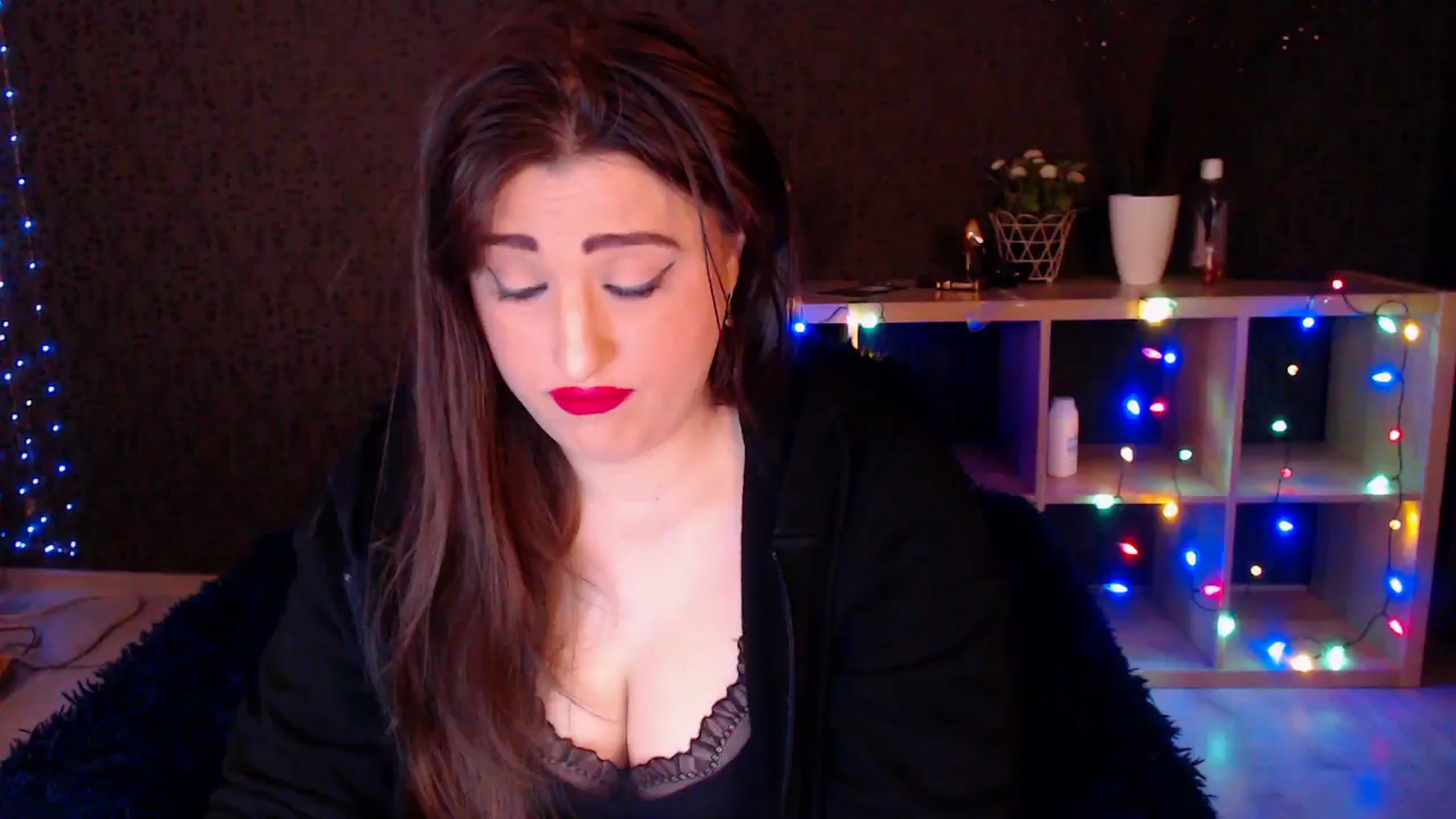 Gallery image thumbnail from HotRebbecca's myfreecams stream on, 01/08/2025, 01:06 image 13 of 20