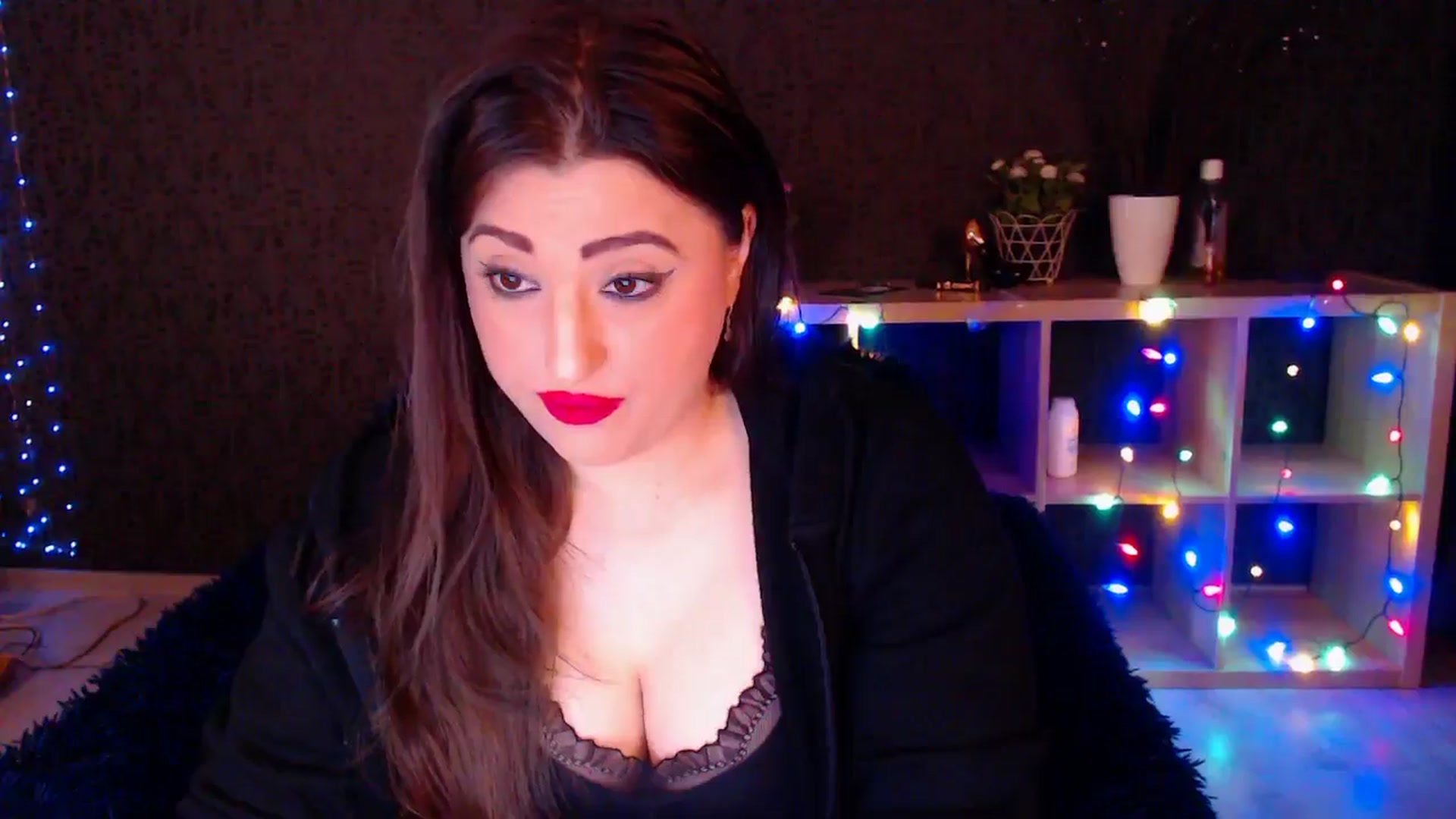 Gallery image thumbnail from HotRebbecca's myfreecams stream on, 01/08/2025, 01:06 image 6 of 20