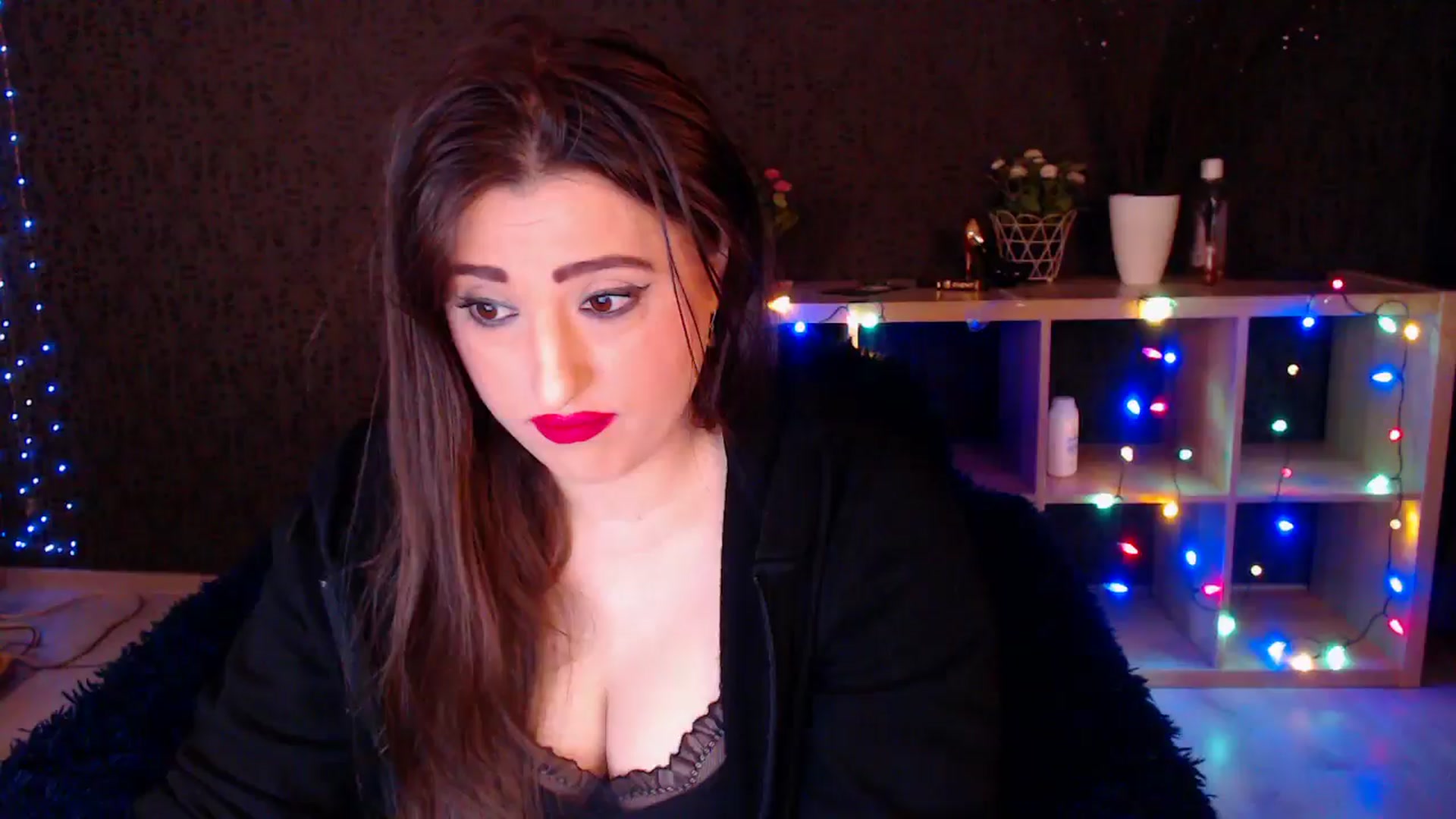 Gallery image thumbnail from HotRebbecca's myfreecams stream on, 01/08/2025, 01:06 image 15 of 20