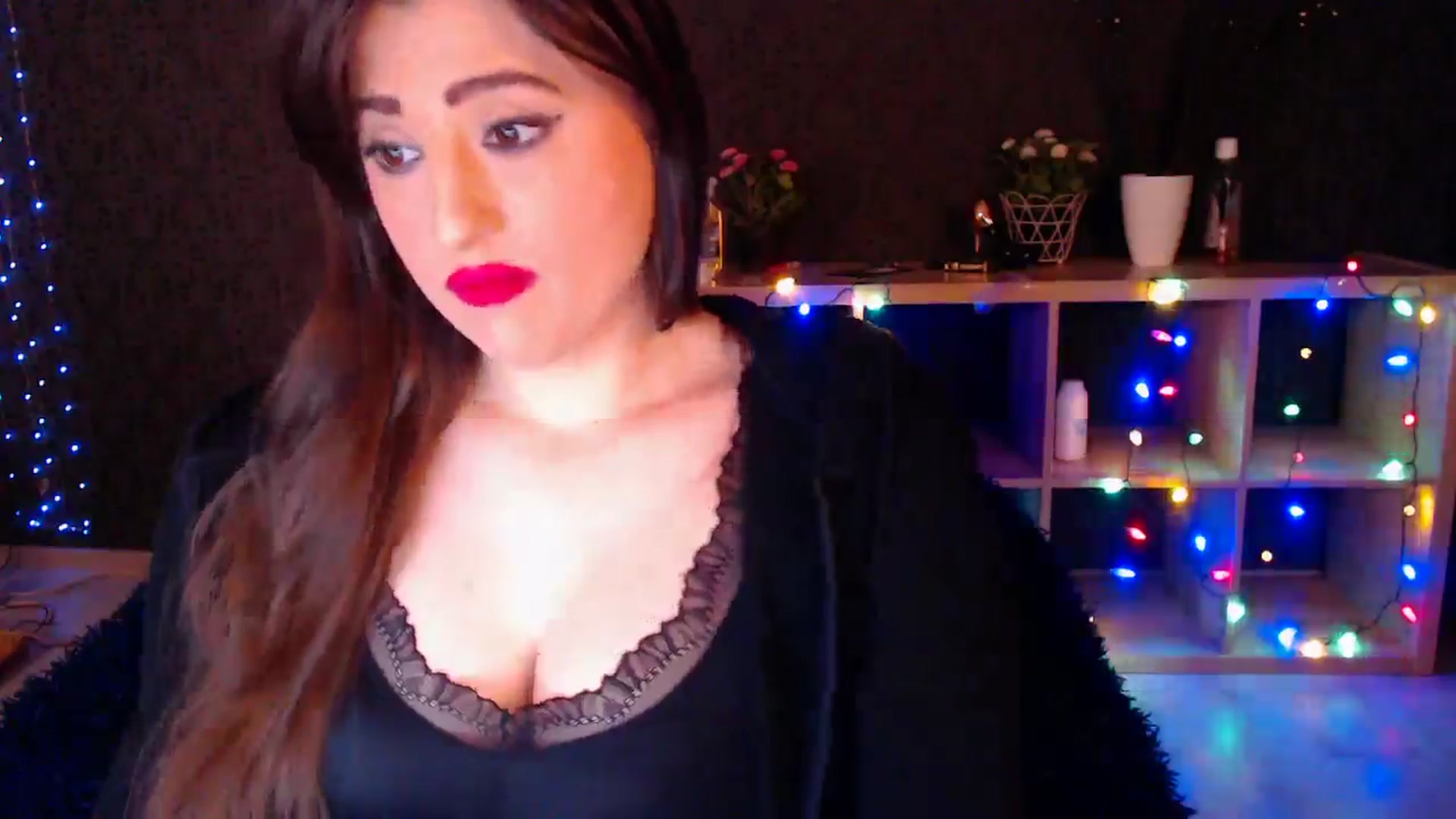 Gallery image thumbnail from HotRebbecca's myfreecams stream on, 01/08/2025, 04:00 image 13 of 20