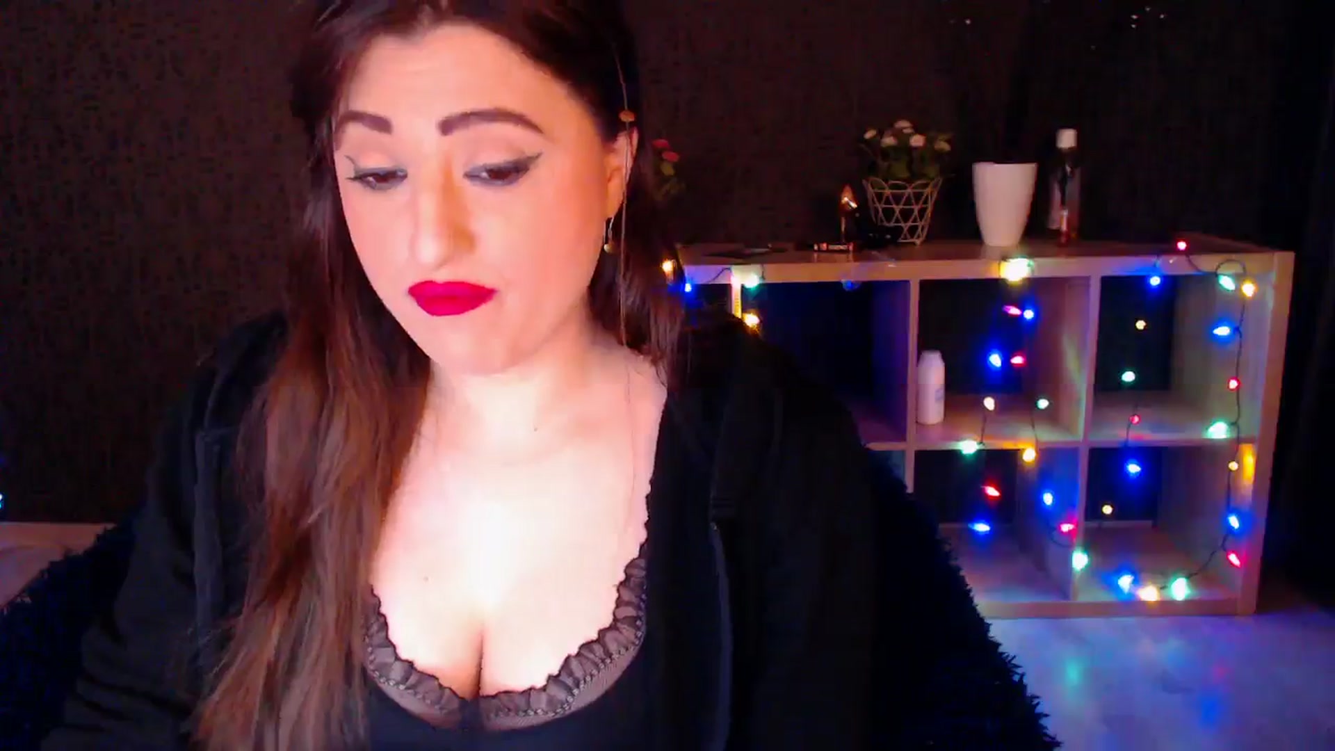 Gallery image thumbnail from HotRebbecca's myfreecams stream on, 01/08/2025, 04:00 image 19 of 20