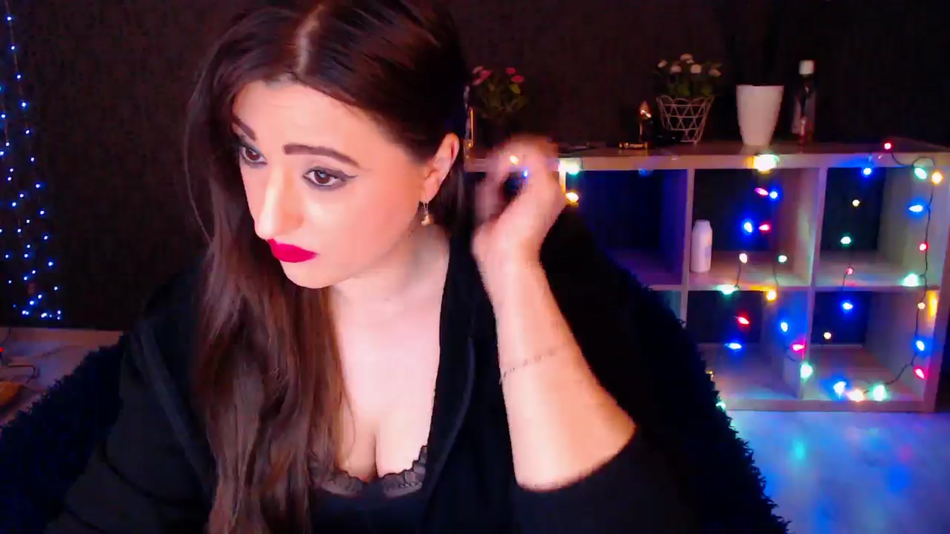 Gallery image thumbnail from HotRebbecca's myfreecams stream on, 01/08/2025, 04:00 image 11 of 20