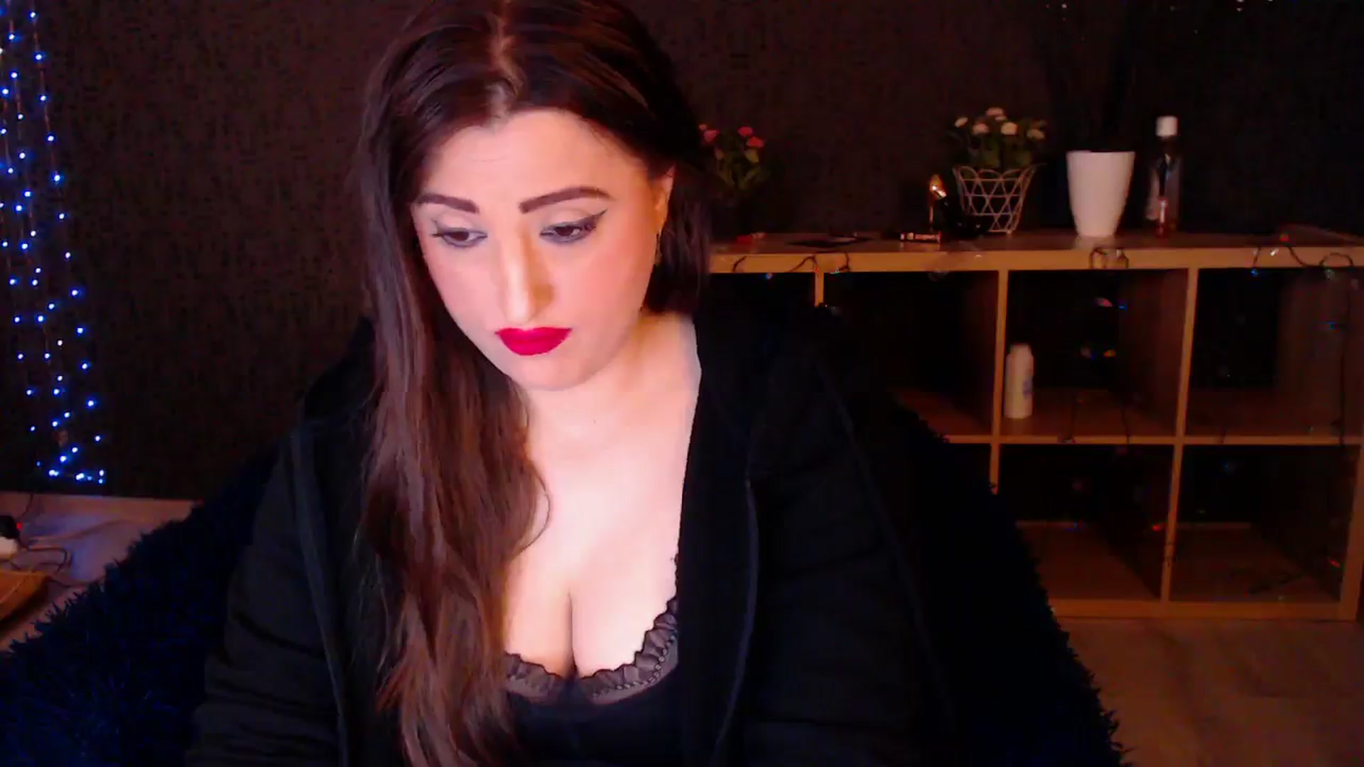 Gallery image thumbnail from HotRebbecca's myfreecams stream on, 01/08/2025, 04:00 image 2 of 20