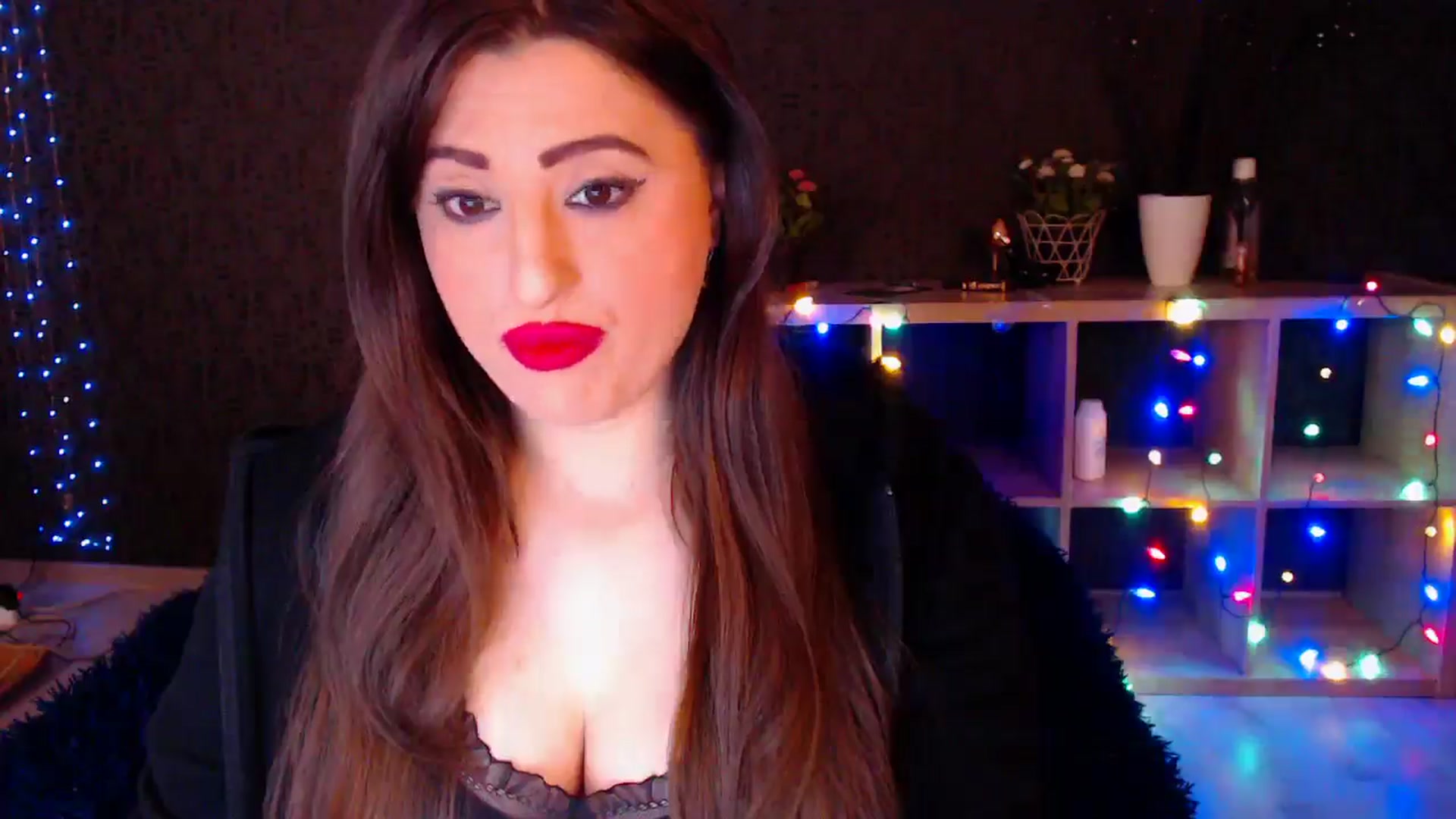 Gallery image thumbnail from HotRebbecca's myfreecams stream on, 01/08/2025, 04:00 image 4 of 20