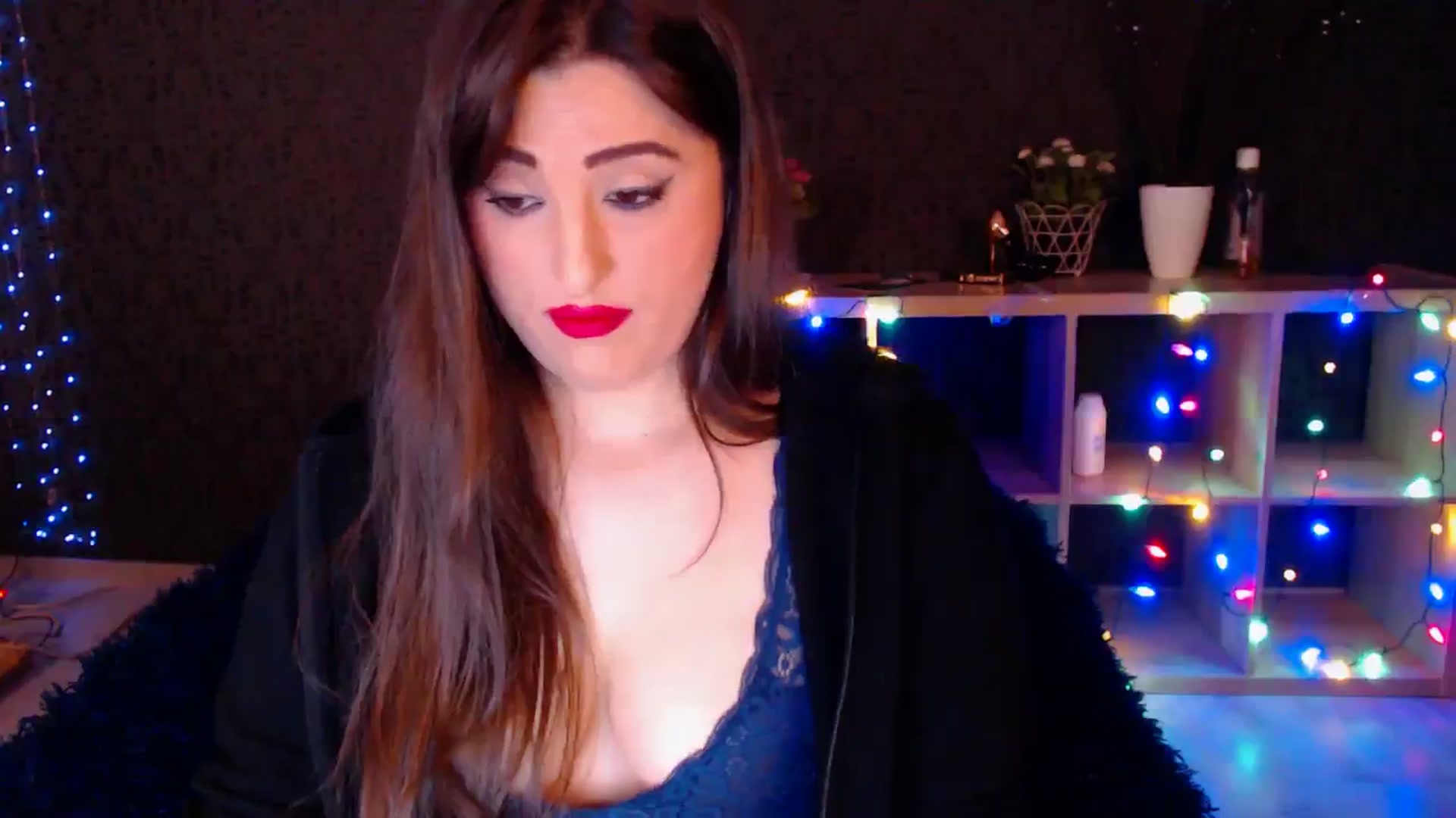 Gallery image thumbnail from HotRebbecca's myfreecams stream on, 01/09/2025, 03:44 image 13 of 20