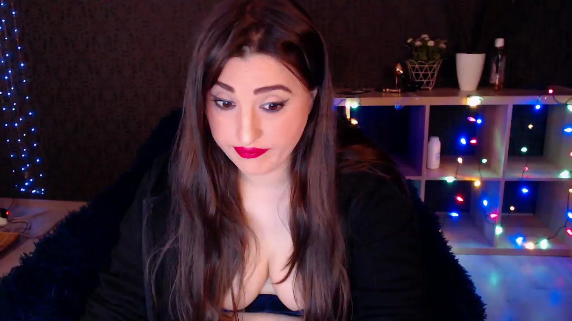 Gallery image thumbnail from HotRebbecca's myfreecams stream on, 01/09/2025, 03:44 image 6 of 20