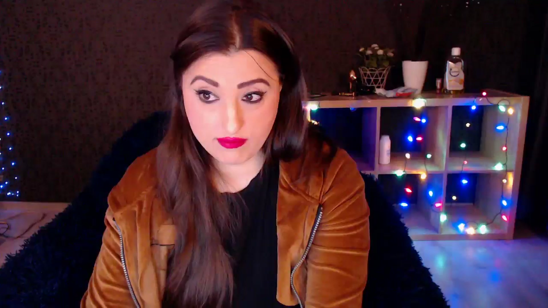 Gallery image thumbnail from HotRebbecca's myfreecams stream on, 01/18/2025, 04:20 image 6 of 20