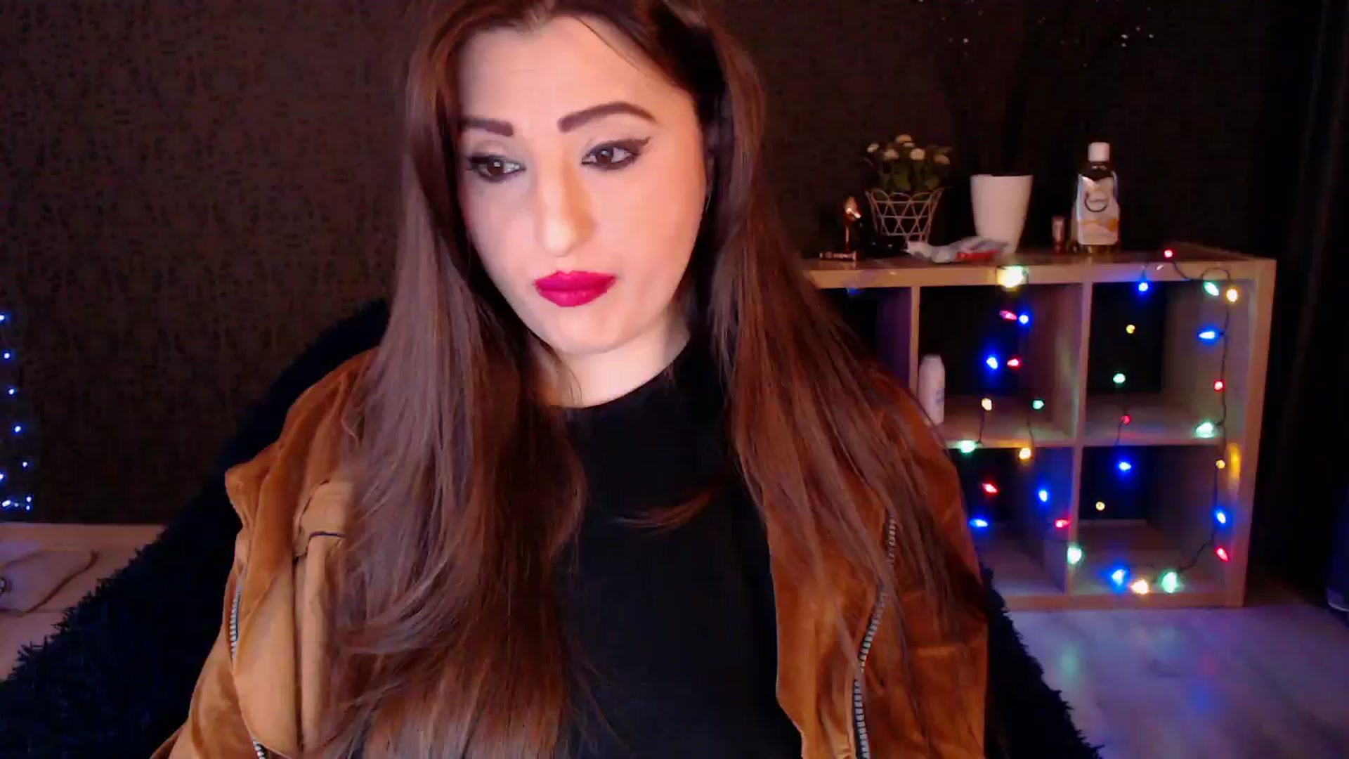 Gallery image thumbnail from HotRebbecca's myfreecams stream on, 01/18/2025, 04:20 image 12 of 20