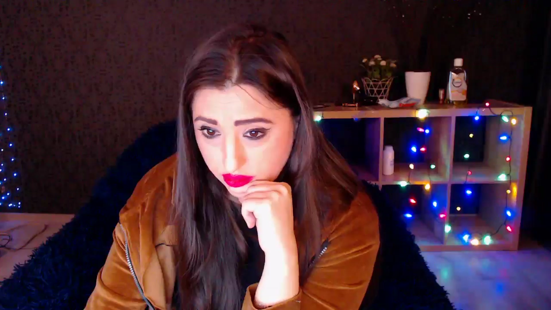 Gallery image thumbnail from HotRebbecca's myfreecams stream on, 01/18/2025, 04:20 image 14 of 20