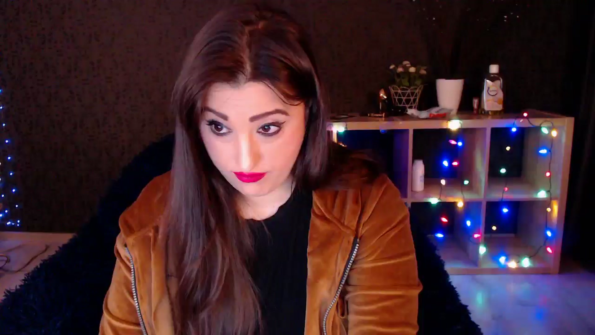 Gallery image thumbnail from HotRebbecca's myfreecams stream on, 01/18/2025, 04:20 image 4 of 20