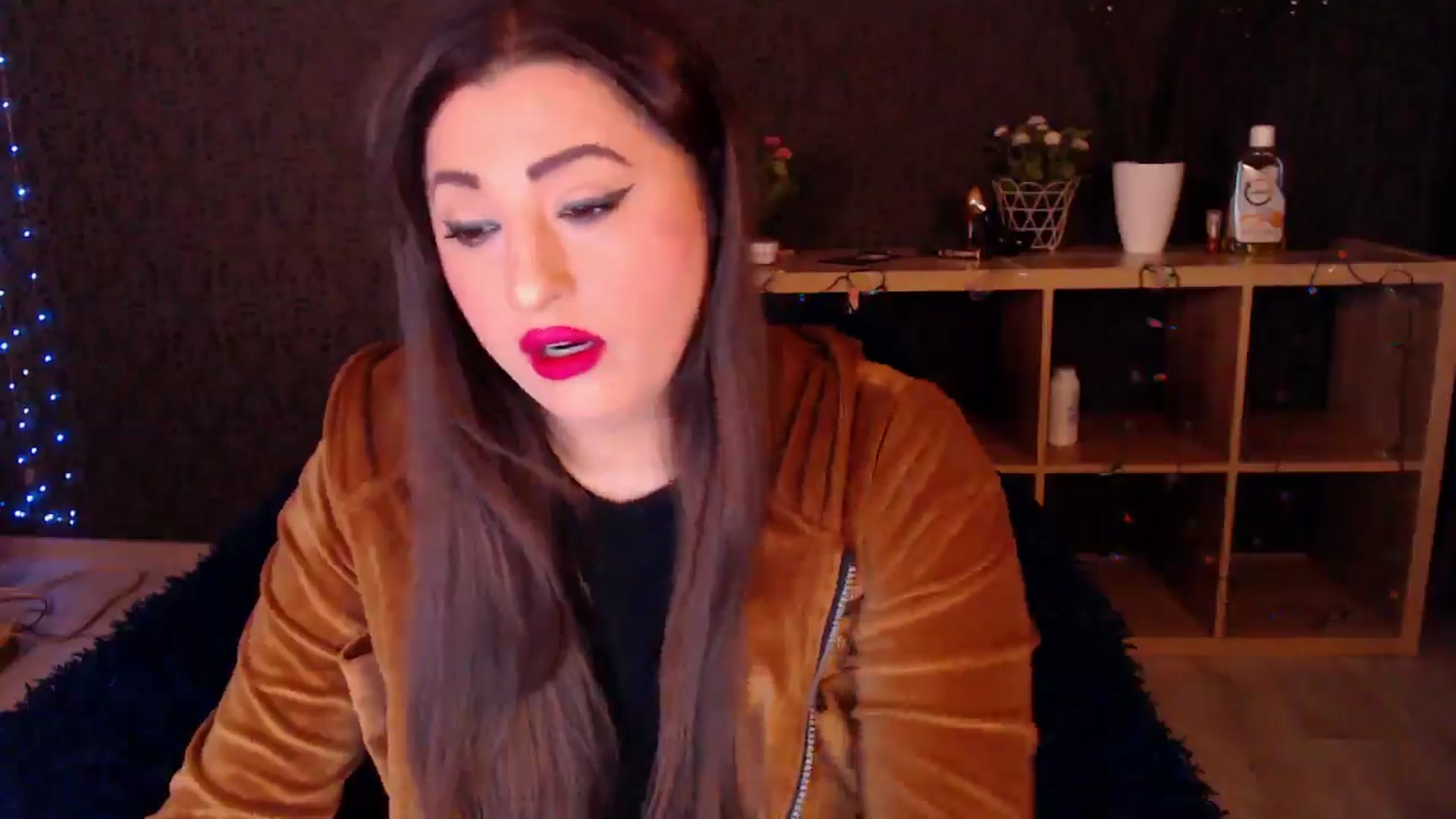 Gallery image thumbnail from HotRebbecca's myfreecams stream on, 01/18/2025, 22:05 image 18 of 20