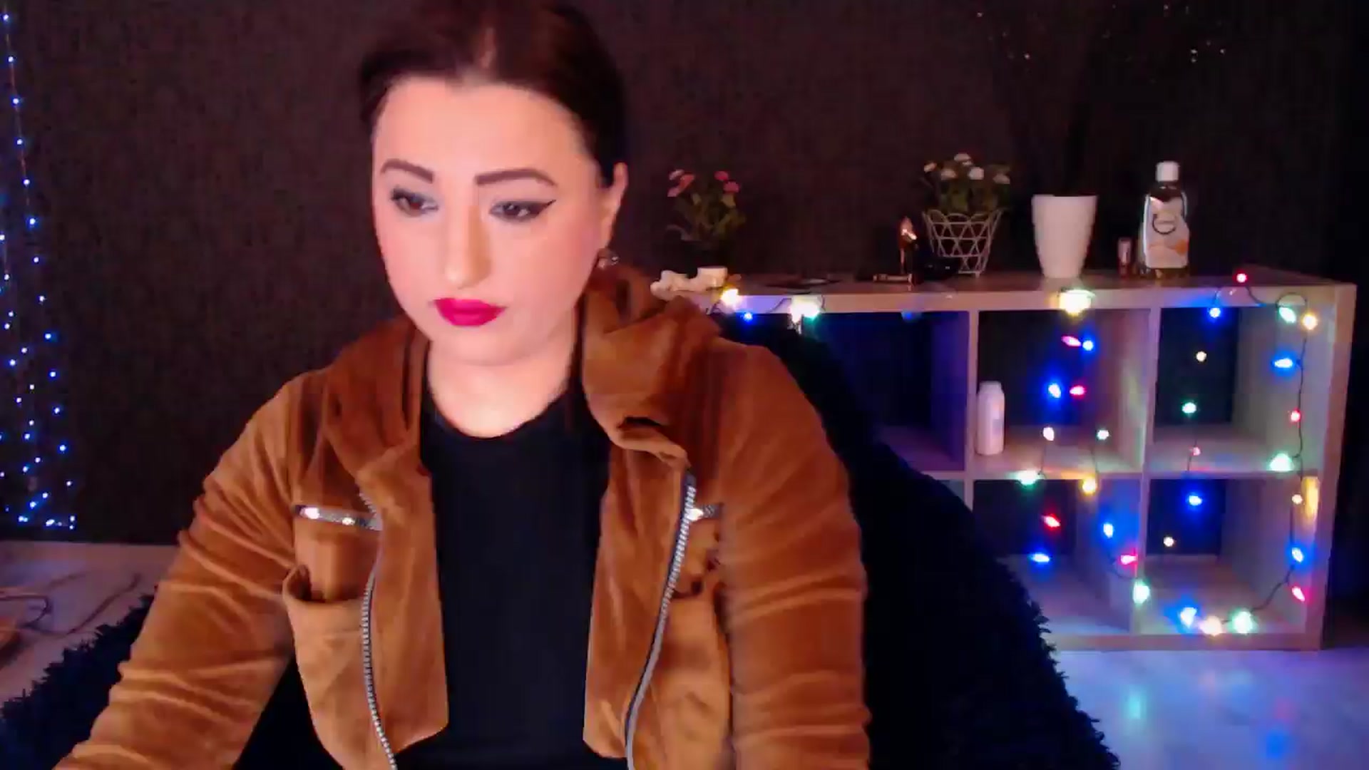 Gallery image thumbnail from HotRebbecca's myfreecams stream on, 01/18/2025, 22:05 image 3 of 20