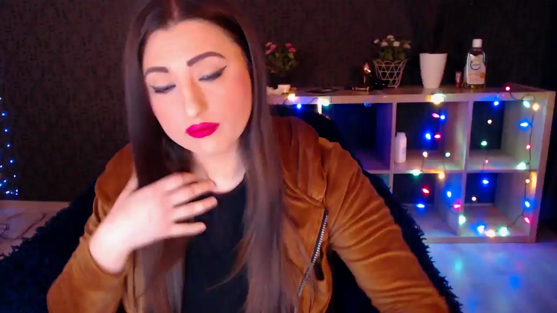 Gallery image thumbnail from HotRebbecca's myfreecams stream on, 01/19/2025, 24:03 image 8 of 20