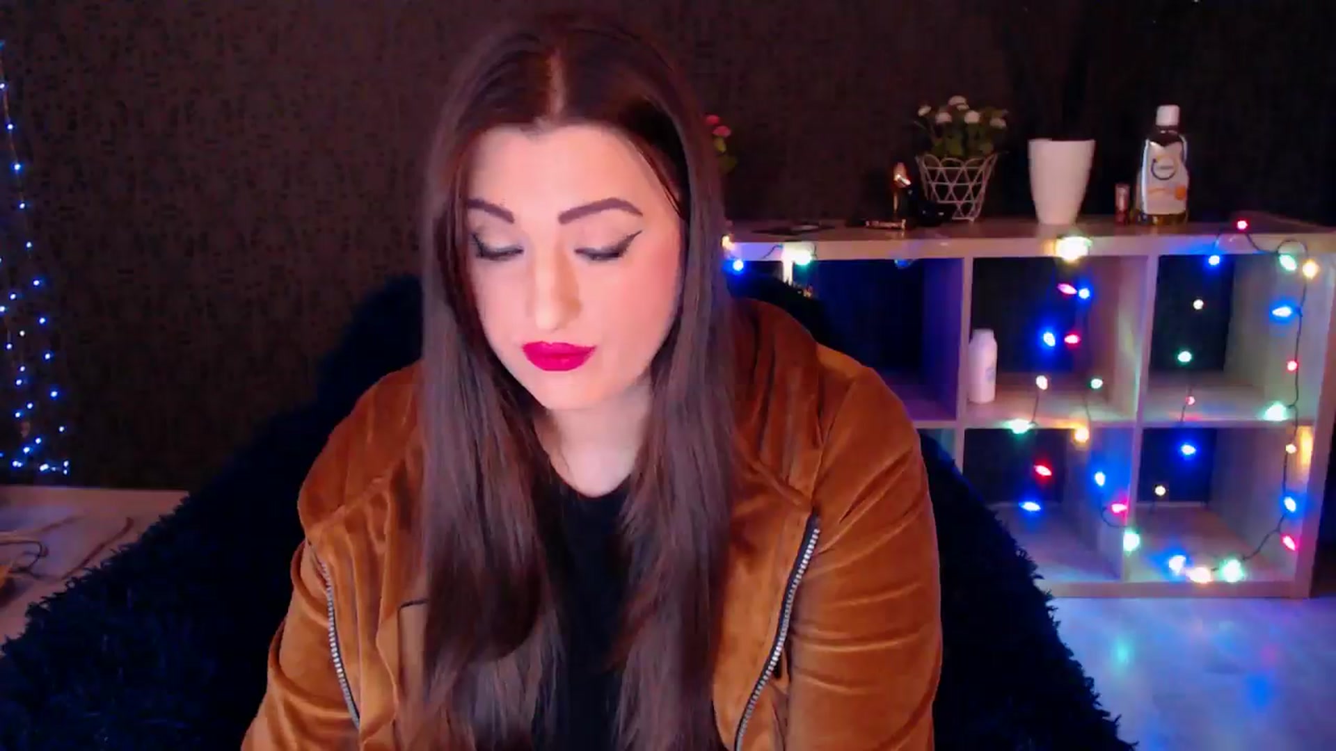 Gallery image thumbnail from HotRebbecca's myfreecams stream on, 01/19/2025, 24:03 image 20 of 20