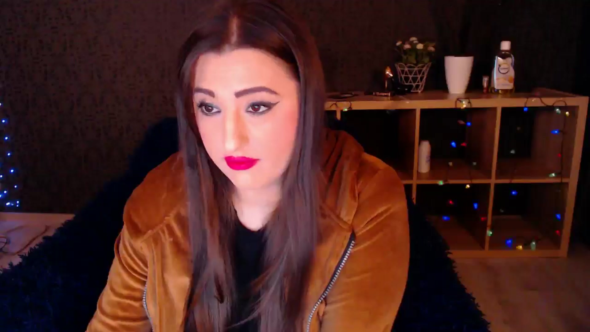 Gallery image thumbnail from HotRebbecca's myfreecams stream on, 01/19/2025, 24:03 image 11 of 20
