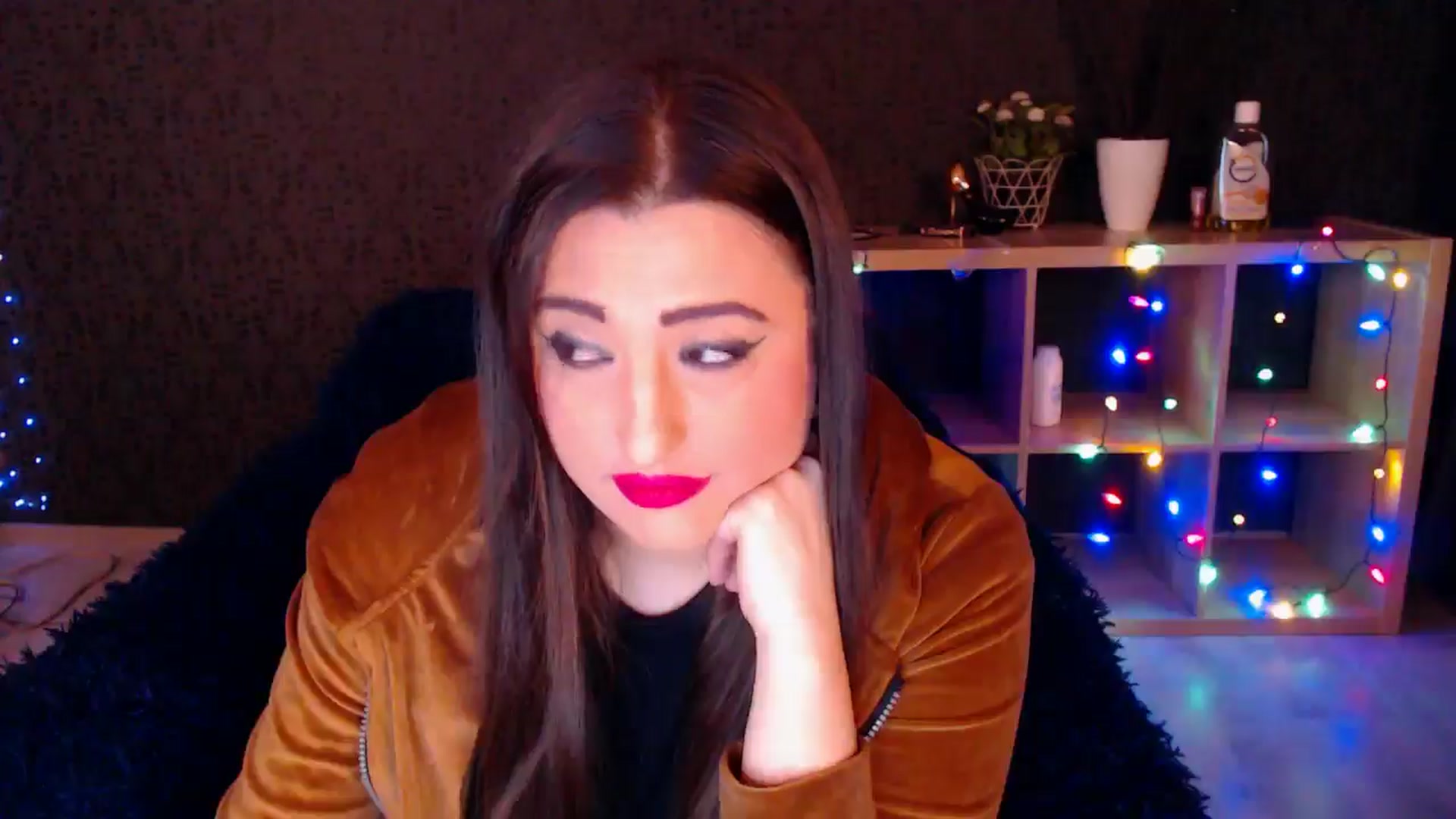 Gallery image thumbnail from HotRebbecca's myfreecams stream on, 01/19/2025, 24:03 image 12 of 20