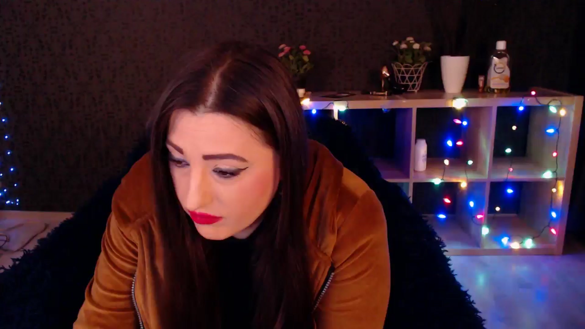 Gallery image thumbnail from HotRebbecca's myfreecams stream on, 01/19/2025, 24:03 image 9 of 20