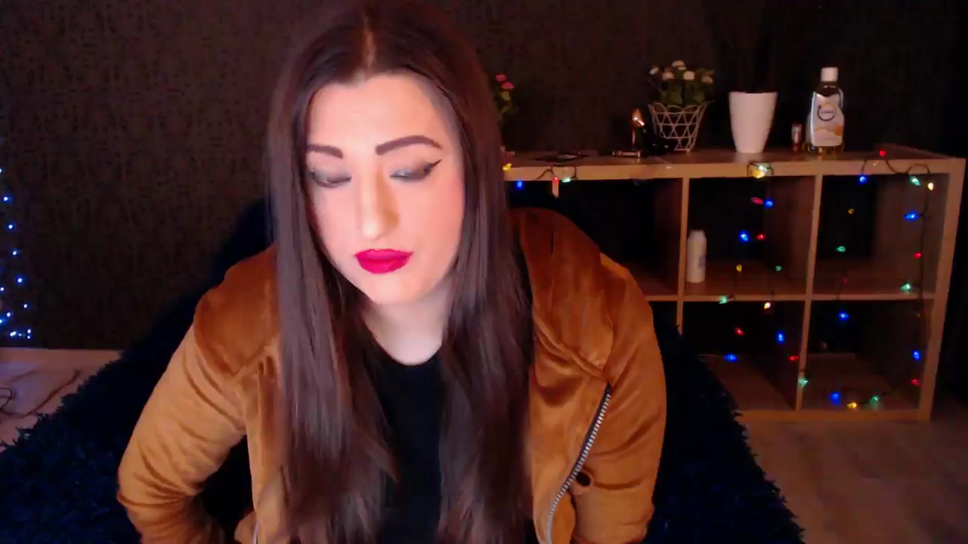 Gallery image thumbnail from HotRebbecca's myfreecams stream on, 01/19/2025, 24:03 image 7 of 20