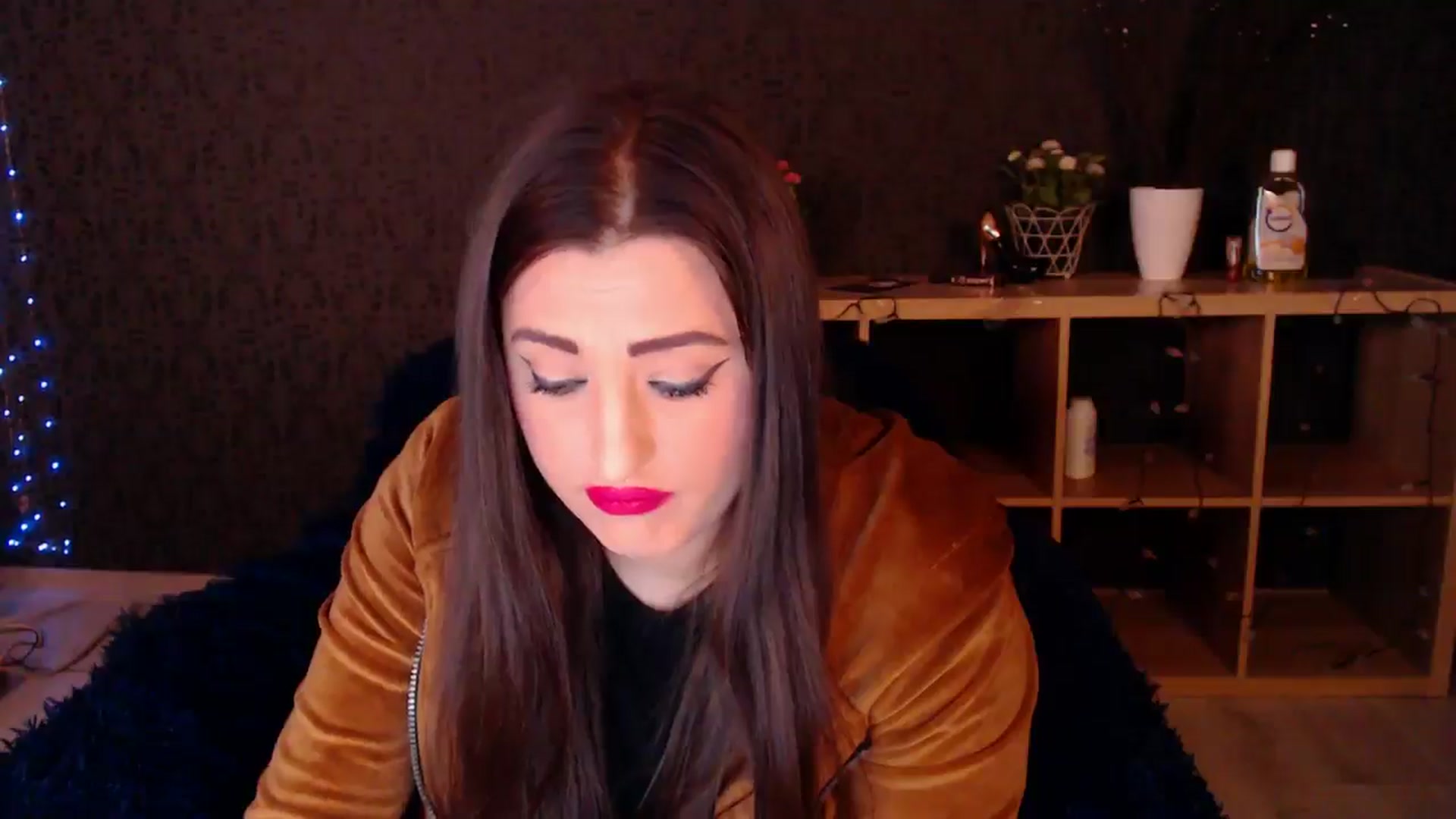 Gallery image thumbnail from HotRebbecca's myfreecams stream on, 01/19/2025, 01:23 image 17 of 20
