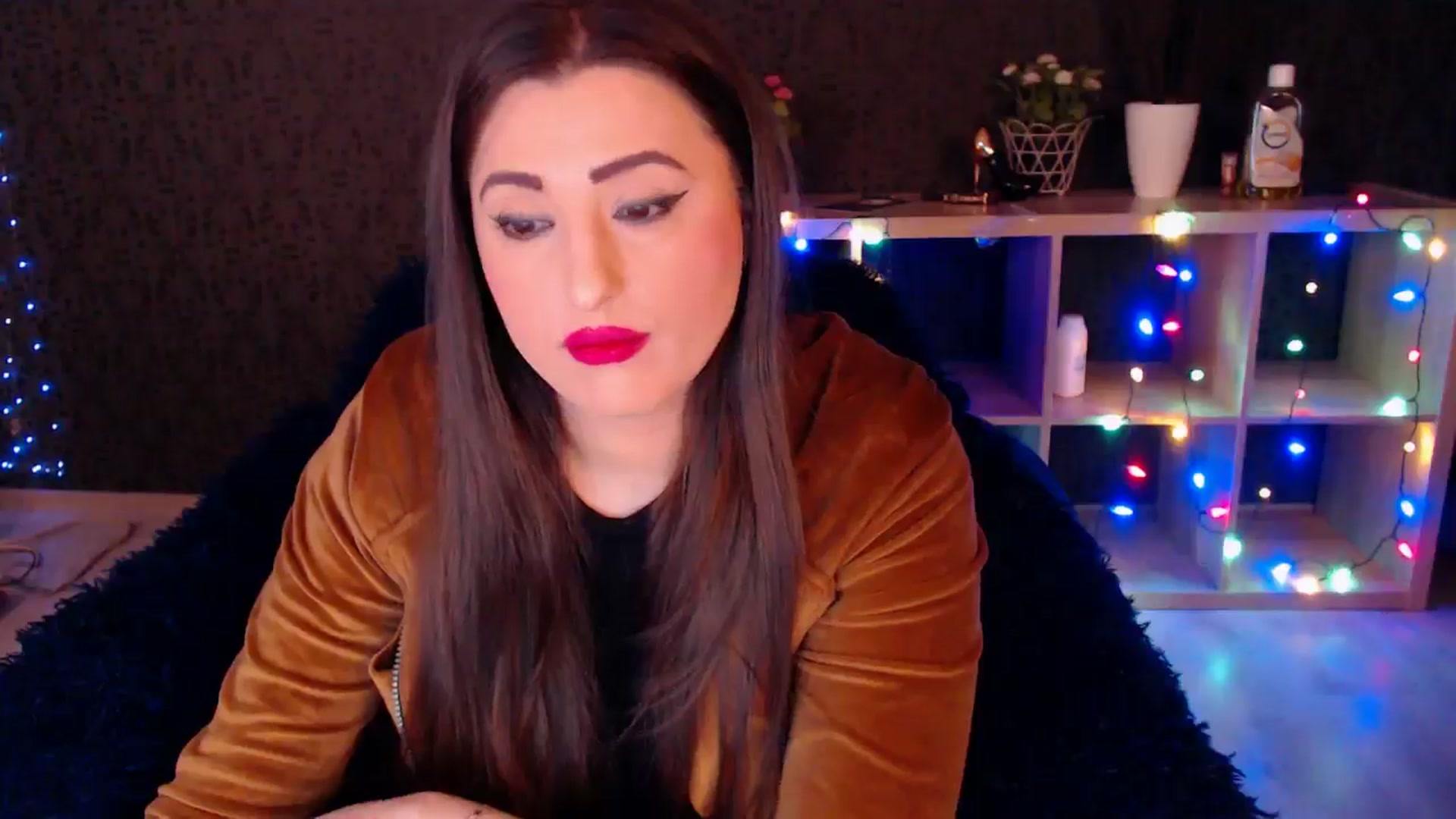 Gallery image thumbnail from HotRebbecca's myfreecams stream on, 01/19/2025, 01:23 image 7 of 20