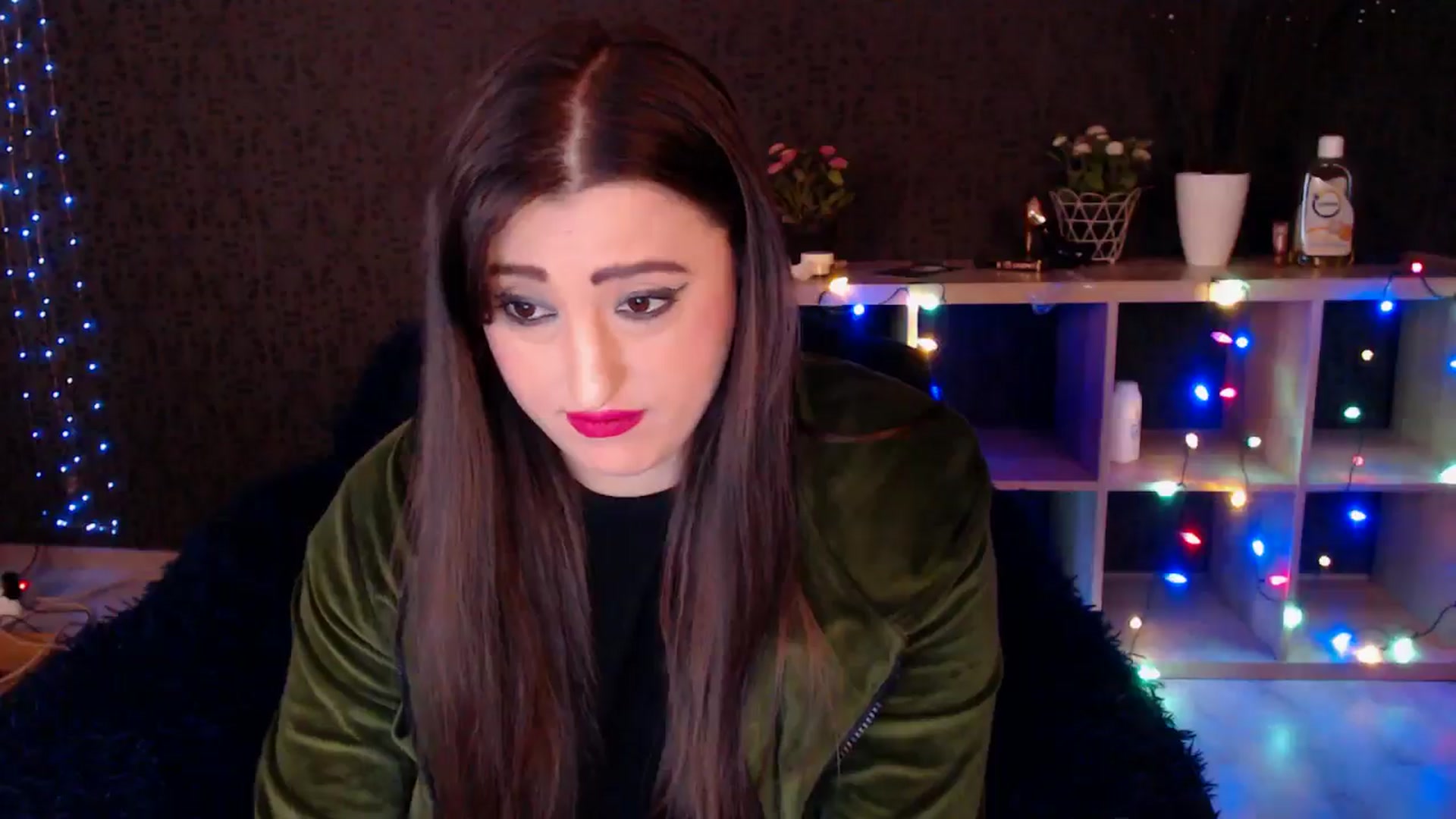 Gallery image thumbnail from HotRebbecca's myfreecams stream on, 01/20/2025, 04:08 image 12 of 20