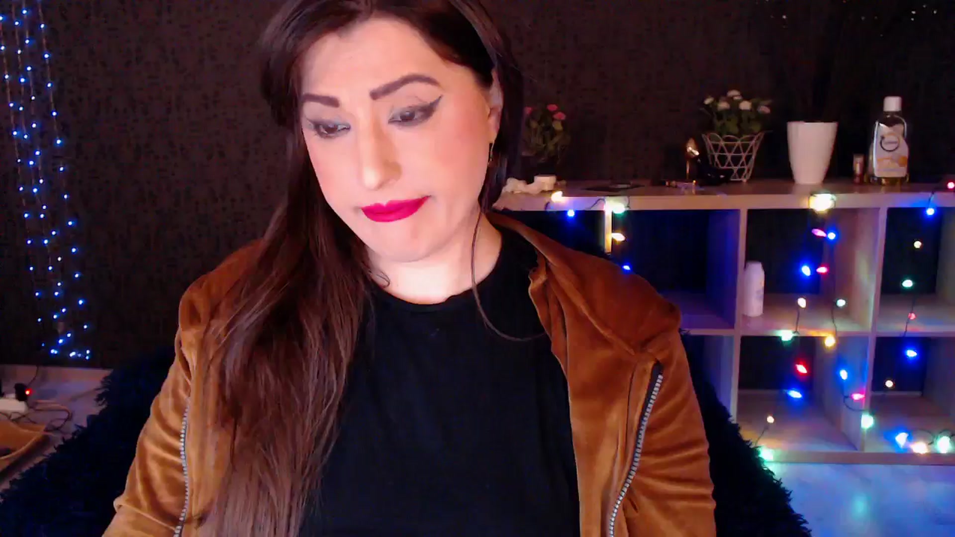 Gallery image thumbnail from HotRebbecca's myfreecams stream on, 01/21/2025, 03:35 image 16 of 20