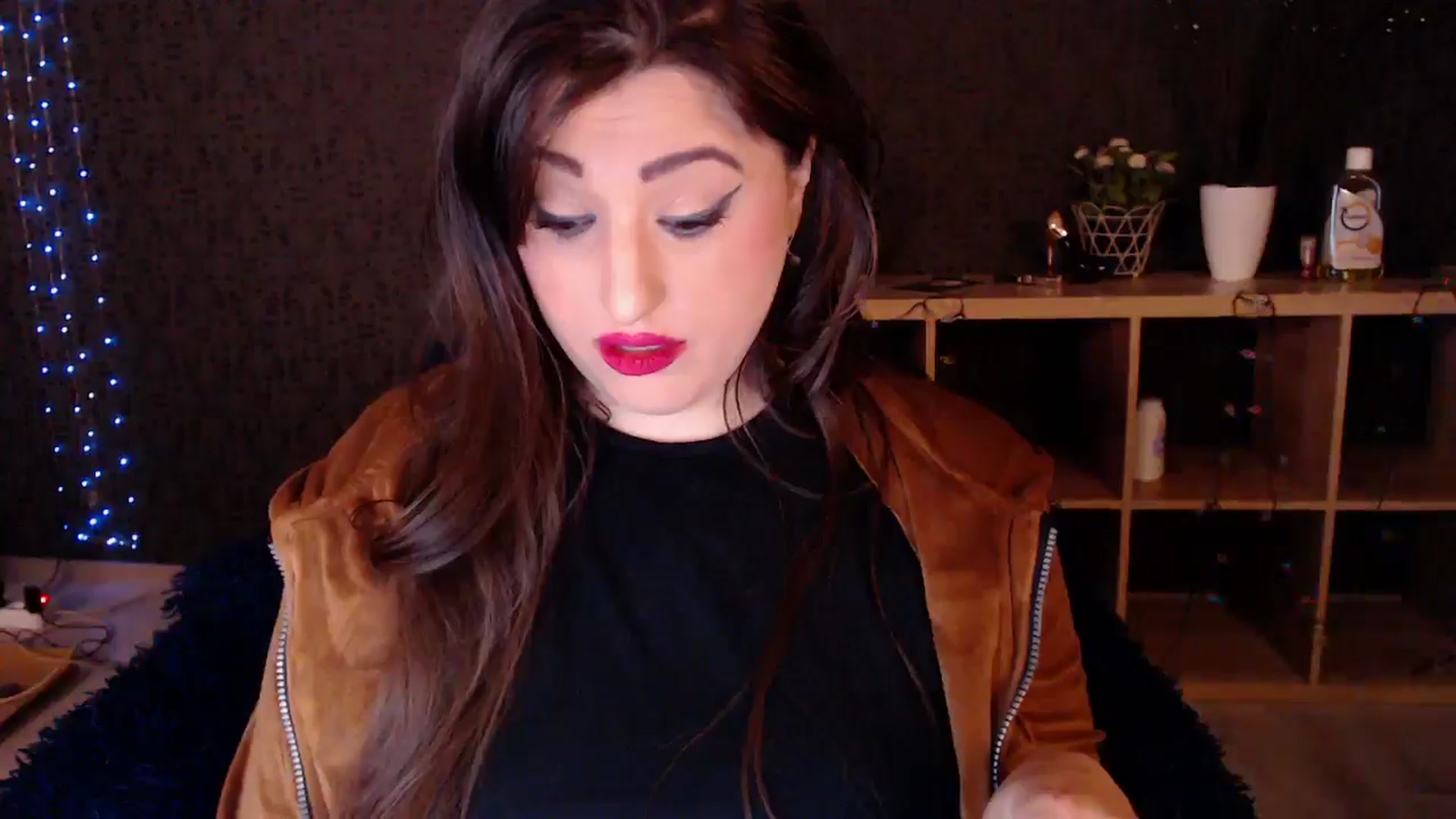 Gallery image thumbnail from HotRebbecca's myfreecams stream on, 01/21/2025, 03:35 image 15 of 20