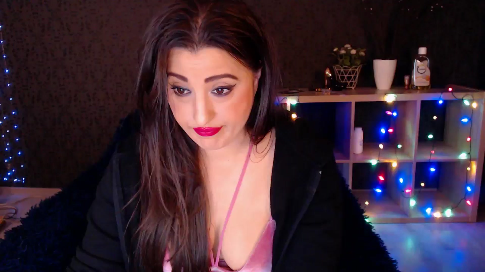 Gallery image thumbnail from HotRebbecca's myfreecams stream on, 01/22/2025, 02:39 image 7 of 20
