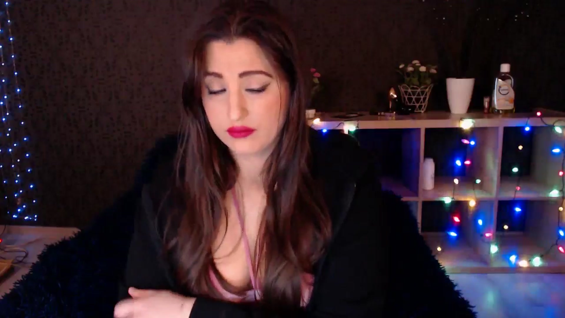 Gallery image thumbnail from HotRebbecca's myfreecams stream on, 01/22/2025, 02:39 image 18 of 20