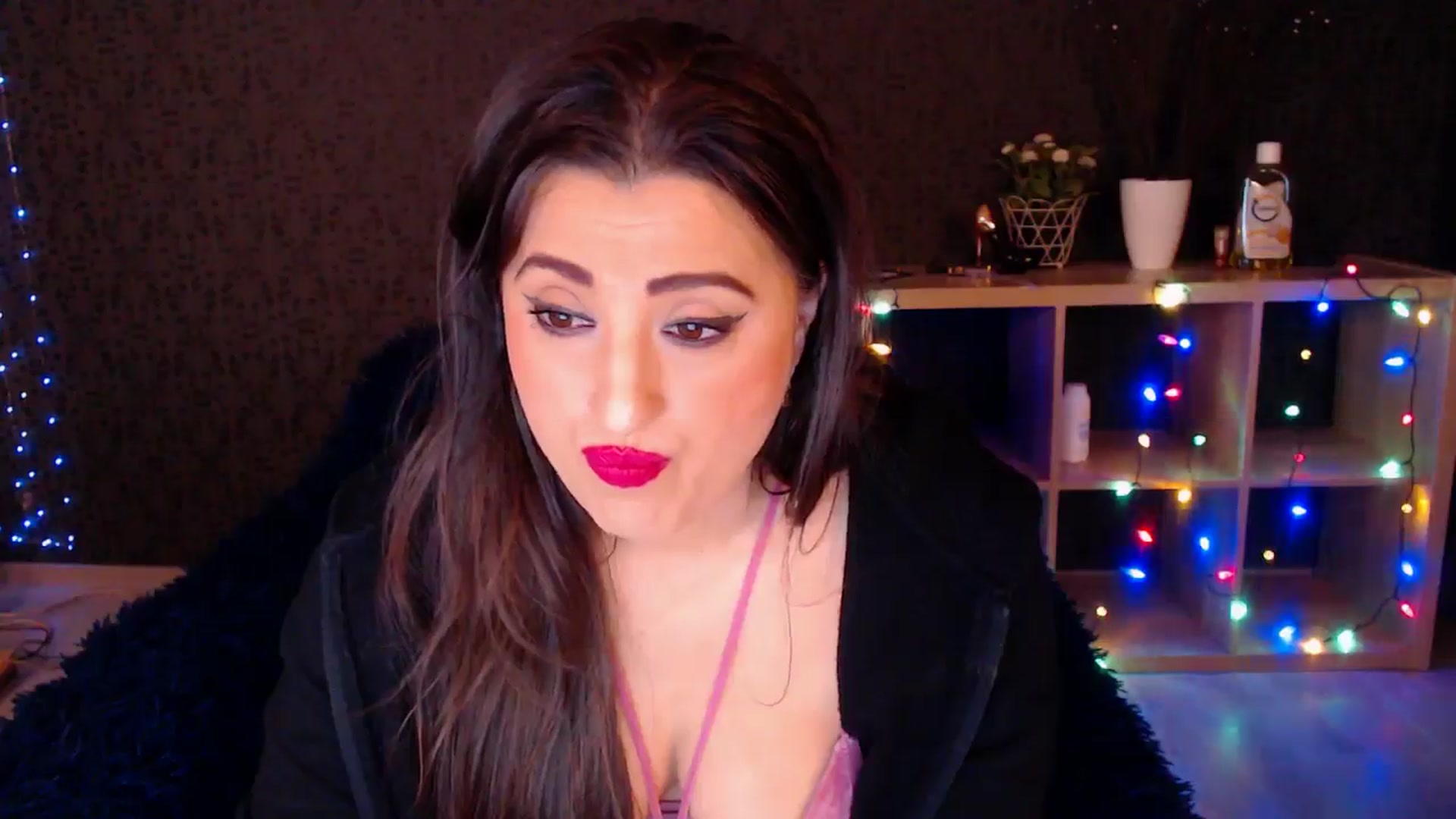 Gallery image thumbnail from HotRebbecca's myfreecams stream on, 01/22/2025, 02:39 image 8 of 20