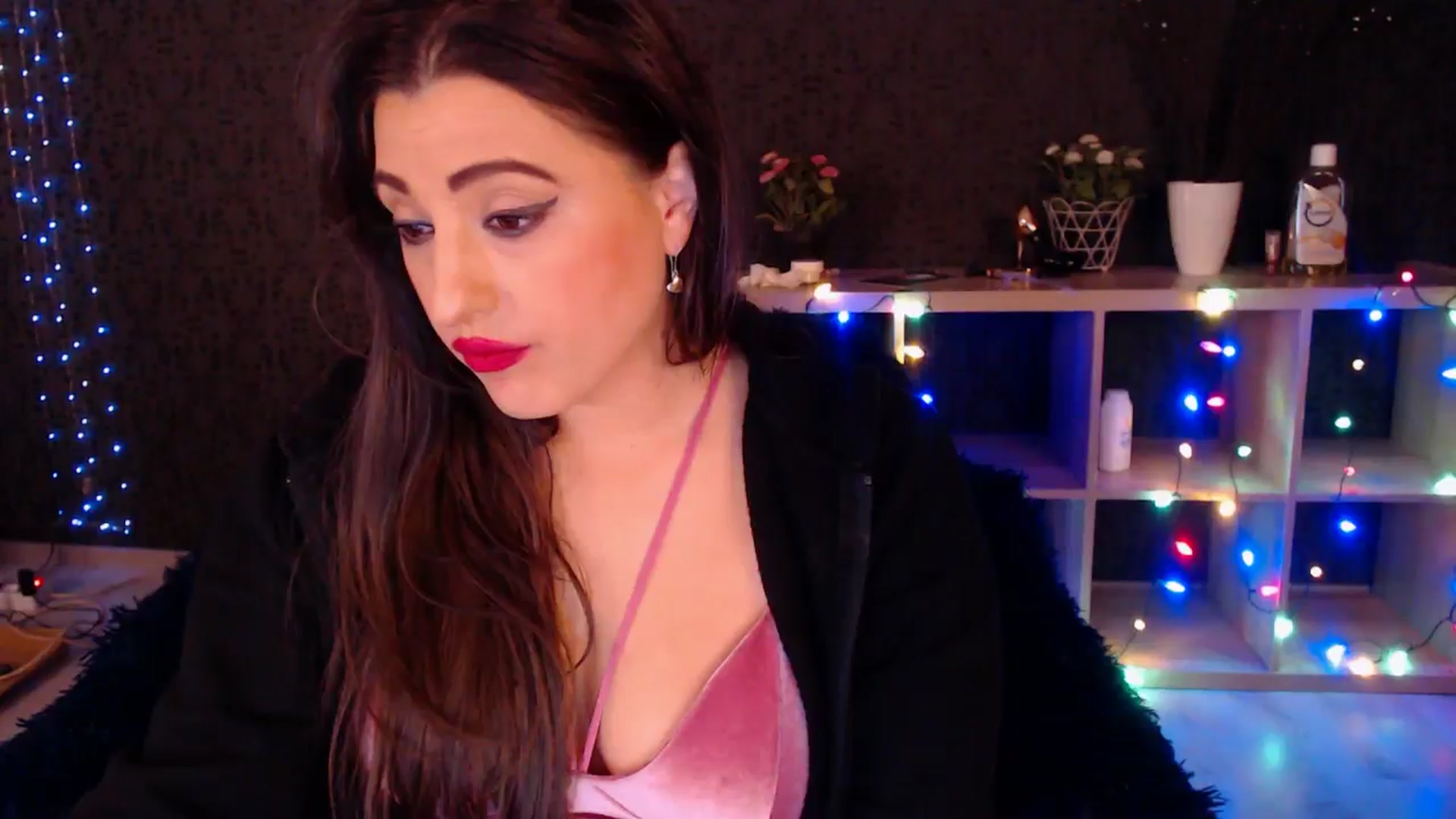 Gallery image thumbnail from HotRebbecca's myfreecams stream on, 01/22/2025, 03:46 image 3 of 20