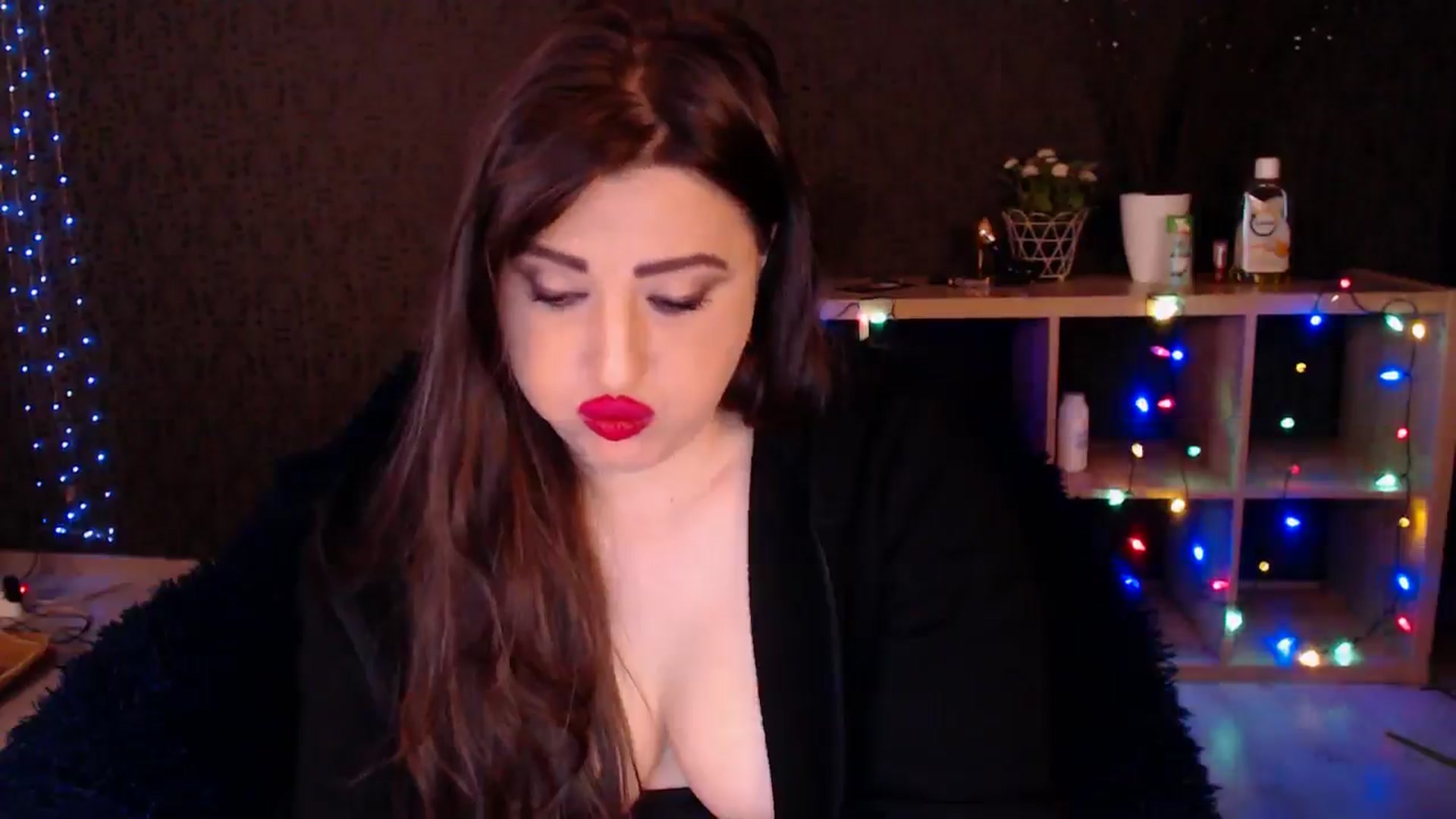 Gallery image thumbnail from HotRebbecca's myfreecams stream on, 01/28/2025, 03:28 image 6 of 20