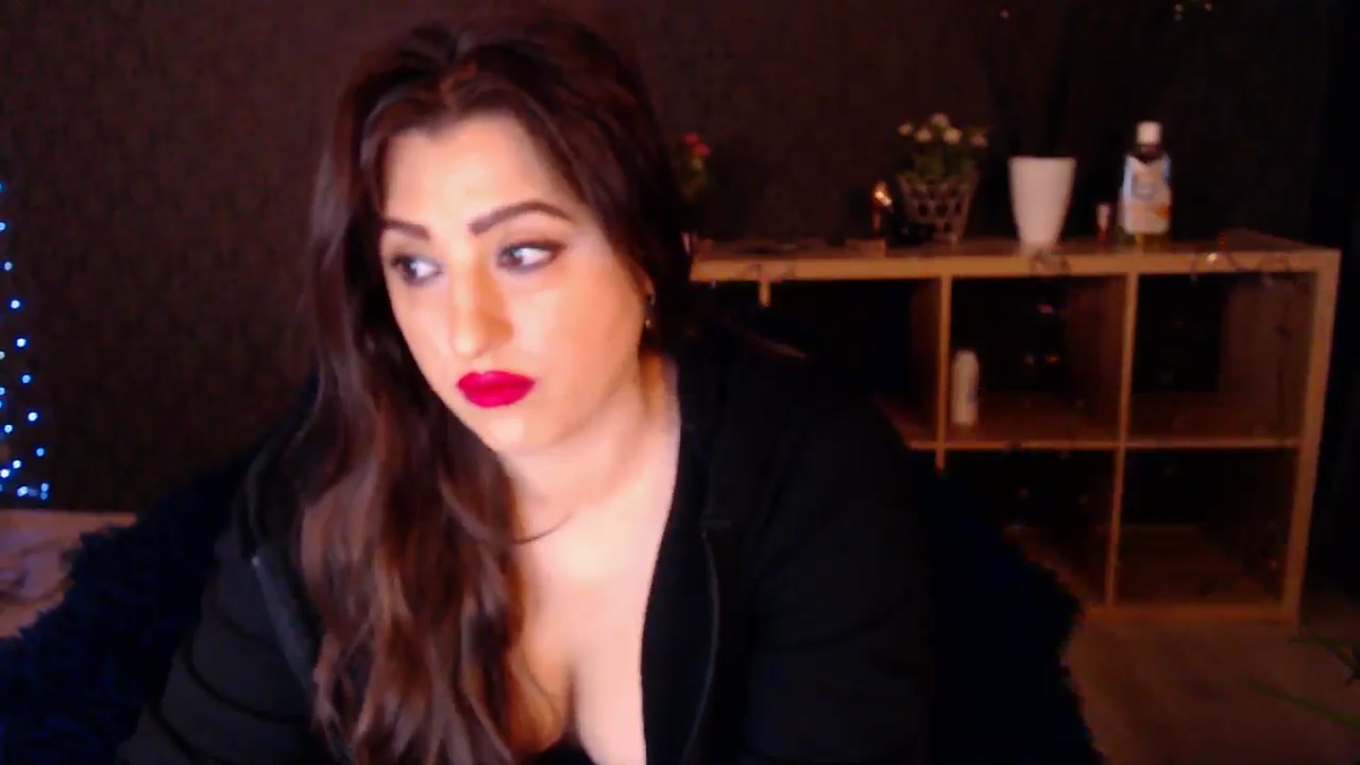 Gallery image thumbnail from HotRebbecca's myfreecams stream on, 02/01/2025, 03:53 image 9 of 20