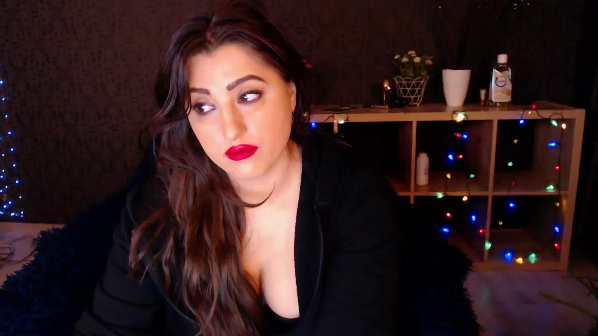 Gallery image thumbnail from HotRebbecca's myfreecams stream on, 02/01/2025, 03:53 image 8 of 20