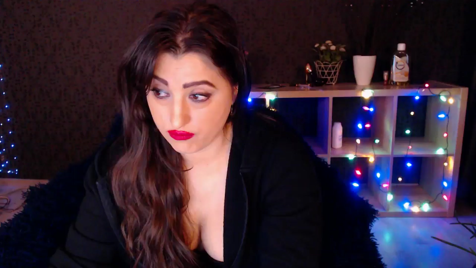 Gallery image thumbnail from HotRebbecca's myfreecams stream on, 02/01/2025, 03:53 image 11 of 20