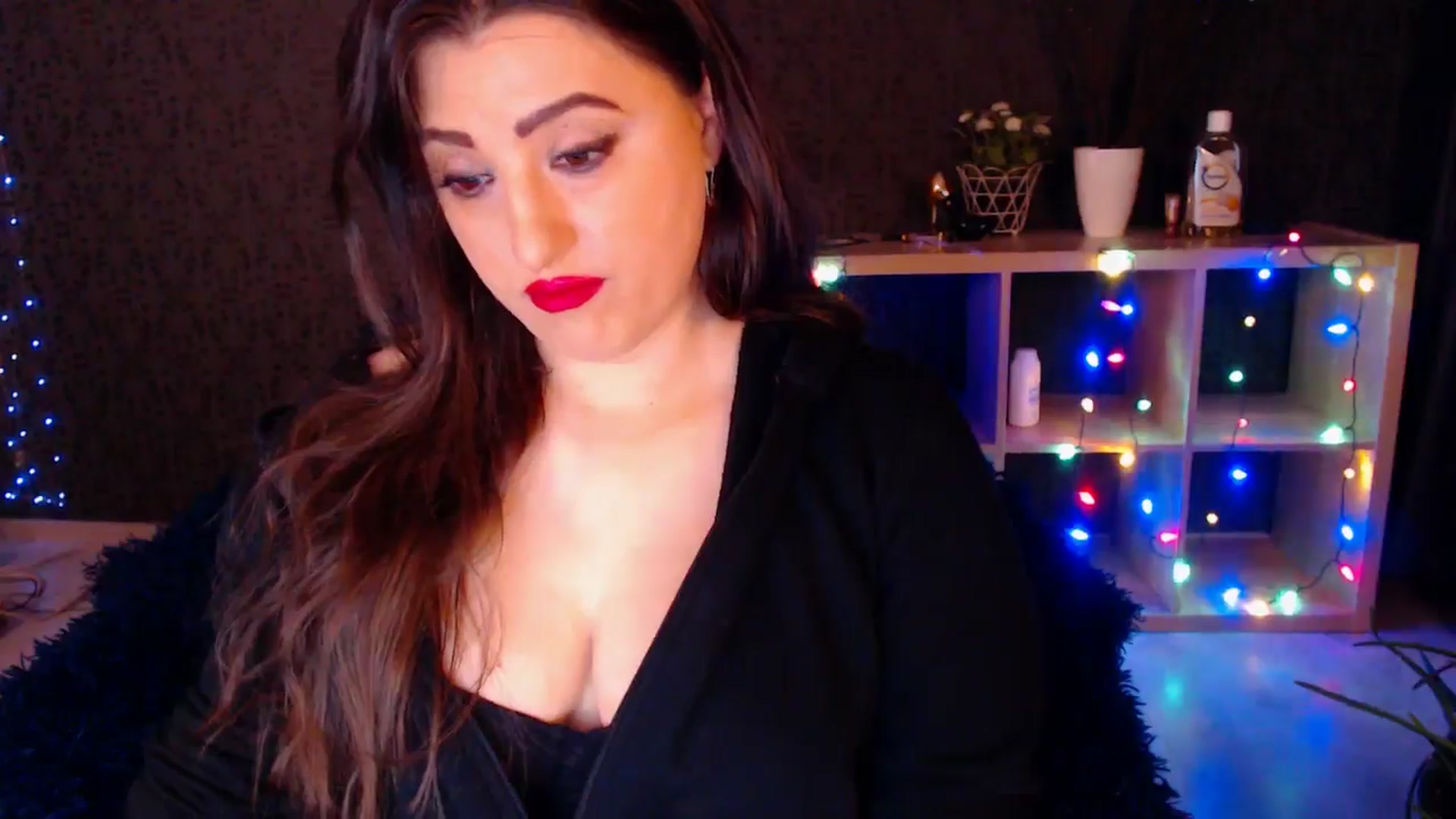 Gallery image thumbnail from HotRebbecca's myfreecams stream on, 02/01/2025, 03:53 image 3 of 20
