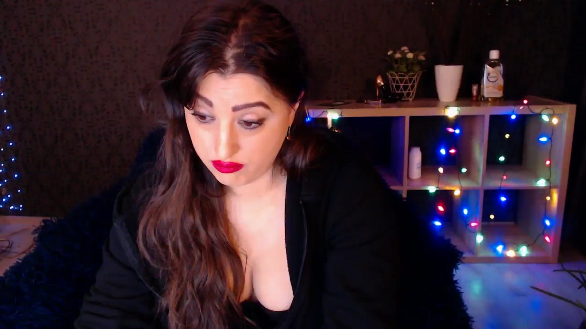 Gallery image thumbnail from HotRebbecca's myfreecams stream on, 02/01/2025, 03:53 image 17 of 20