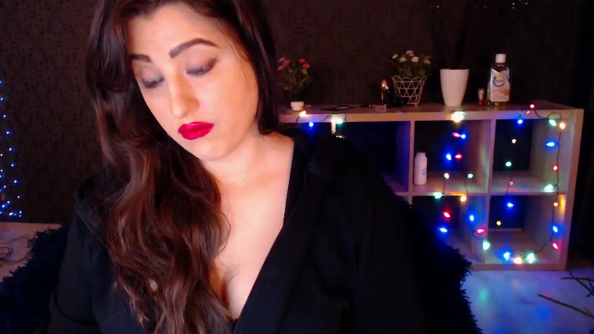 Gallery image thumbnail from HotRebbecca's myfreecams stream on, 02/01/2025, 03:53 image 12 of 20